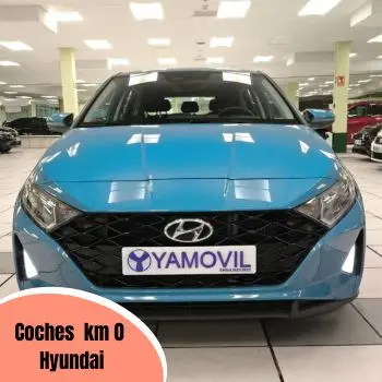 Coche Hyundai azul de km 0 en Madrid