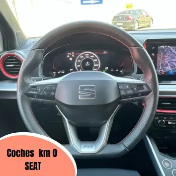 Interior de un coche SEAT km 0