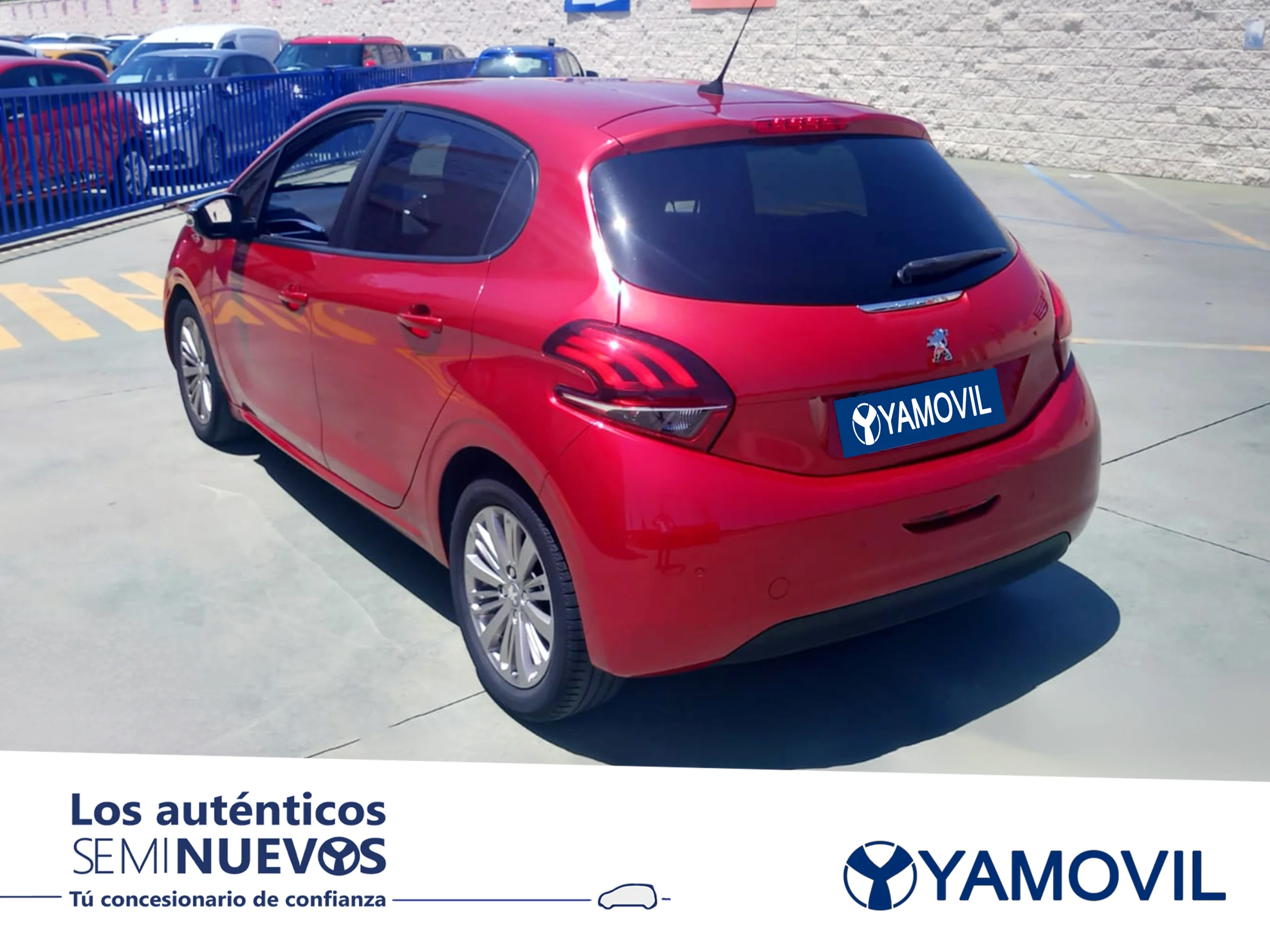 Peugeot 208 PureTech Signature 60 kW (82 CV) - Foto 4