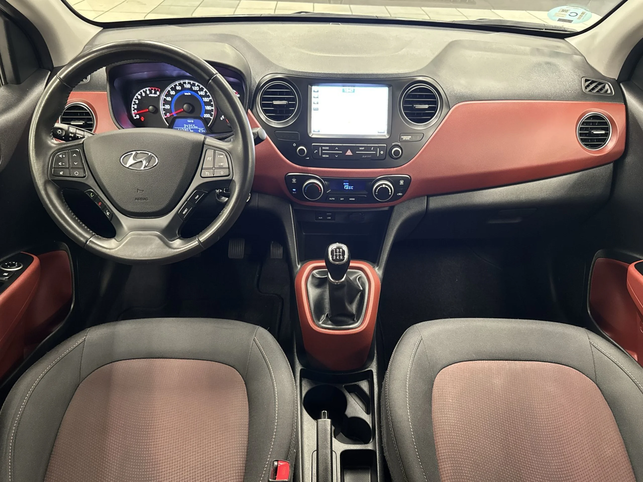 Hyundai I10 1.2 Link 64 kW (87 CV) - Foto 11