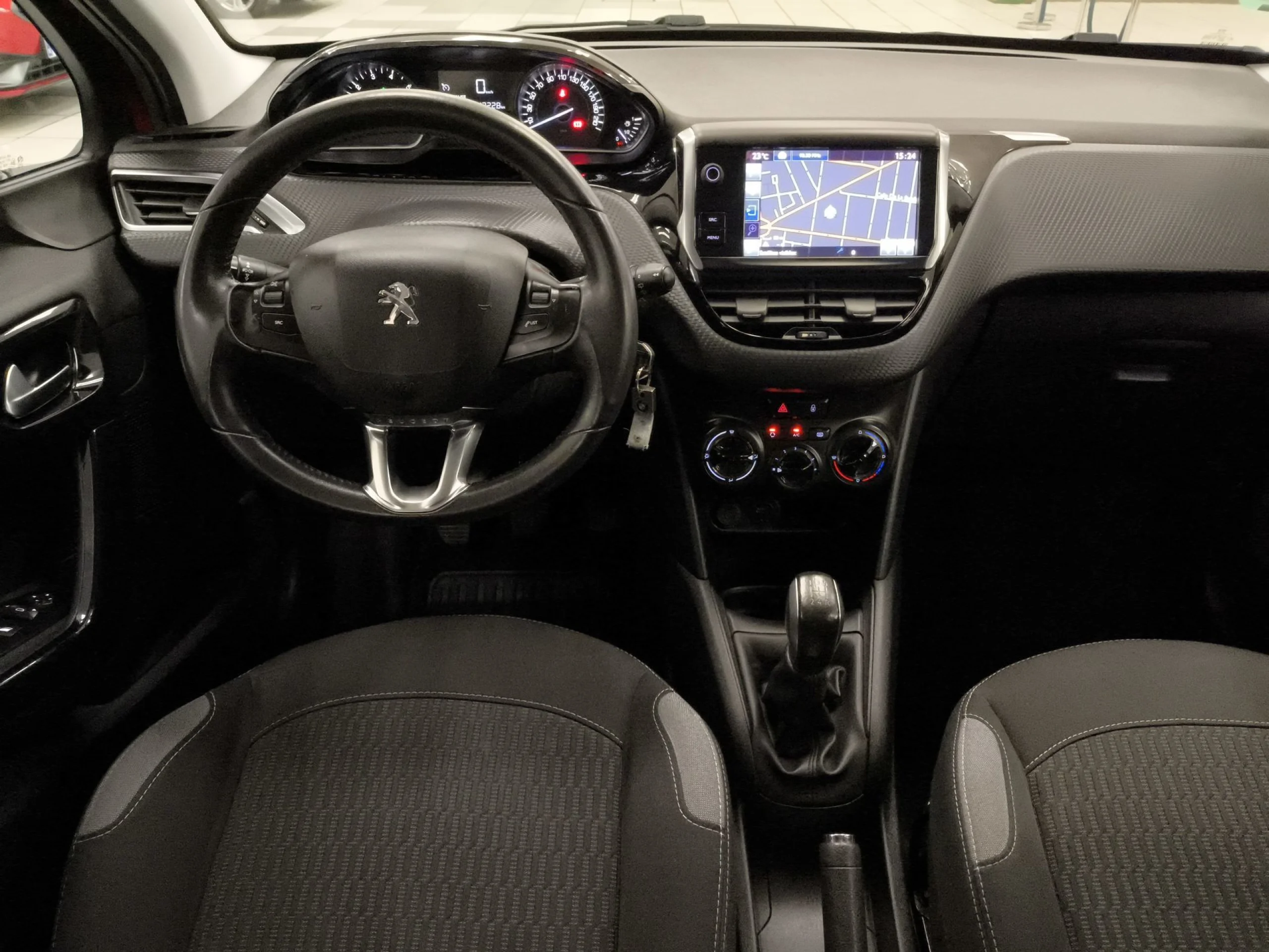 Peugeot 208 PureTech 82 Style 60 kW (82 CV) - Foto 11