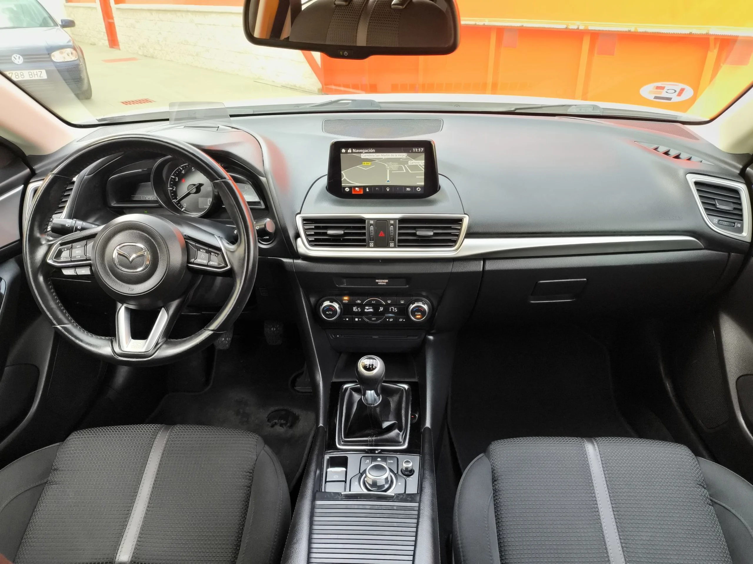 Mazda Mazda 3 2.0 GE Black Tech Edition MT 88 kW (120 CV) - Foto 11