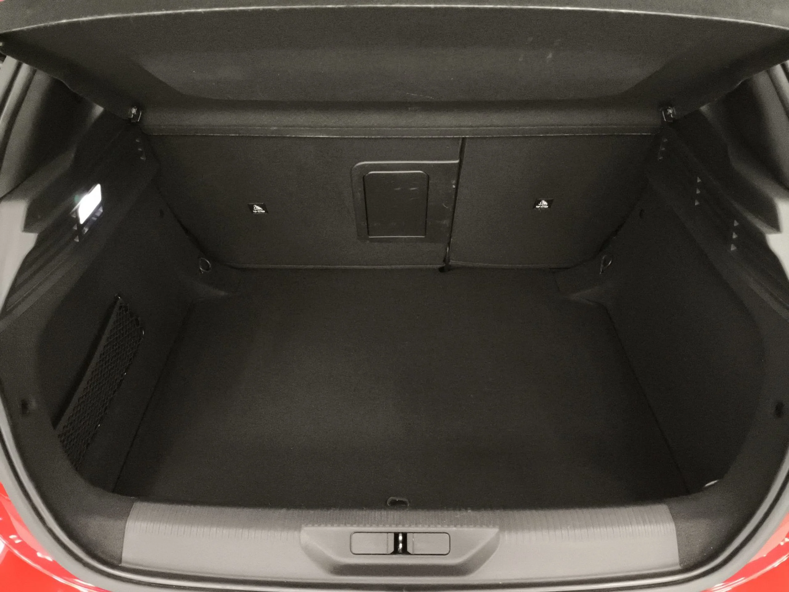 Peugeot 308 PureTech 130 SANDS Allure Pack 96 kW (130 CV) - Foto 29