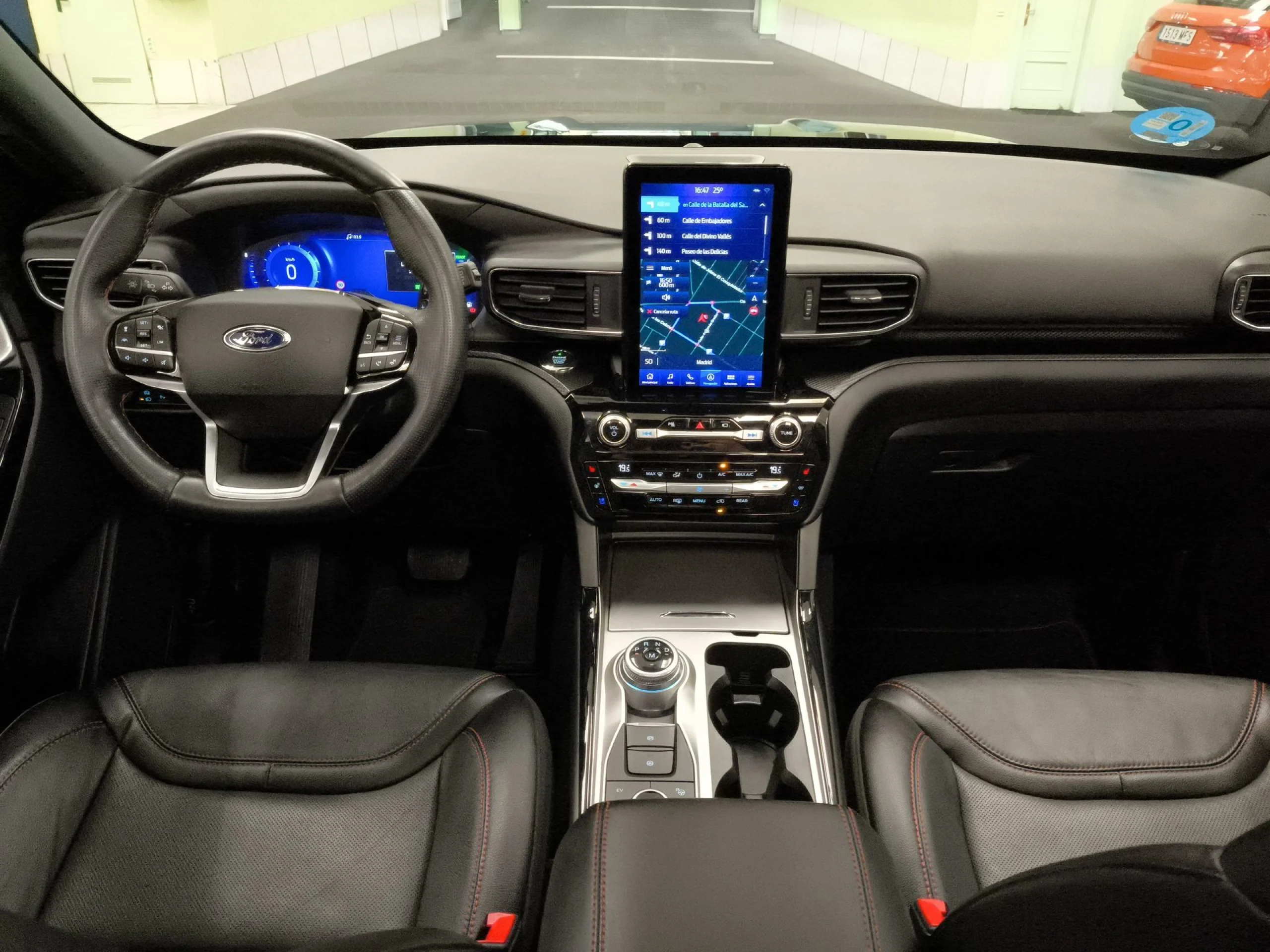Ford Explorer Ford	Explorer 3.0 PHEV AWD ST Line - Foto 11