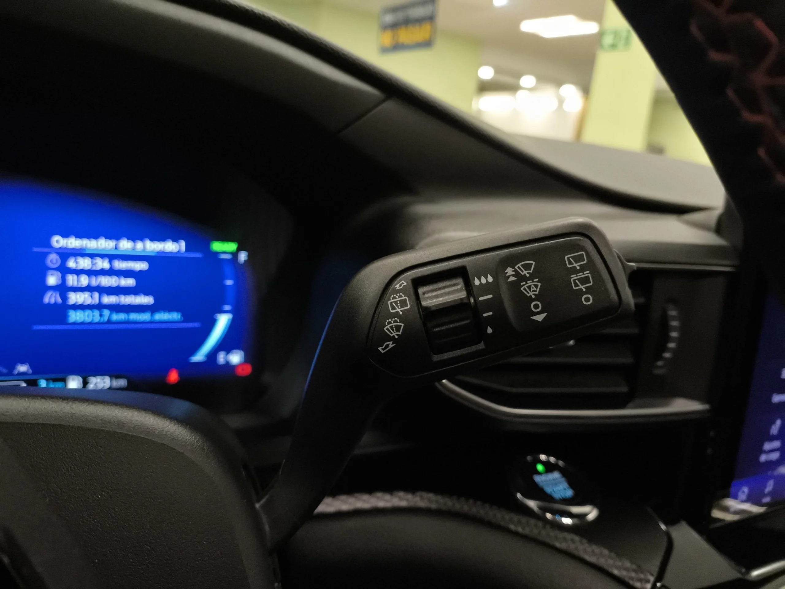 Ford Explorer Ford	Explorer 3.0 PHEV AWD ST Line - Foto 17
