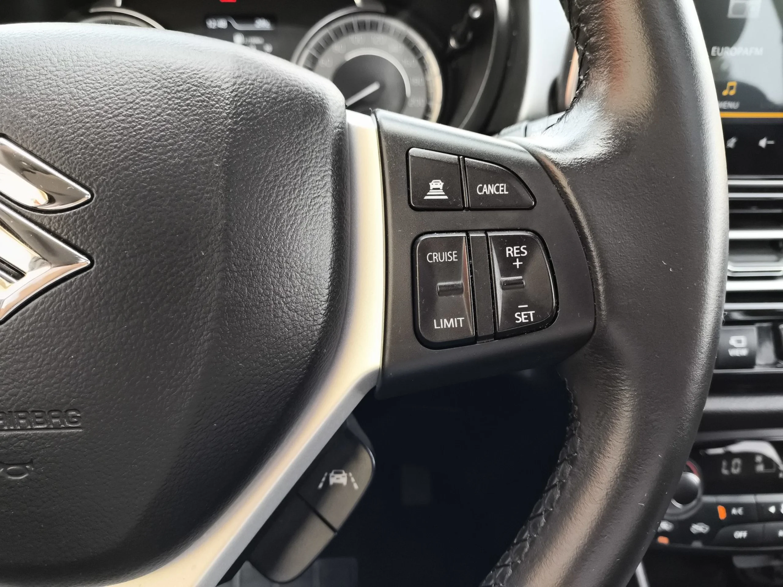 Suzuki S-Cross 1.4T Mild Hybrid S3 95 kW (129 CV) - Foto 15