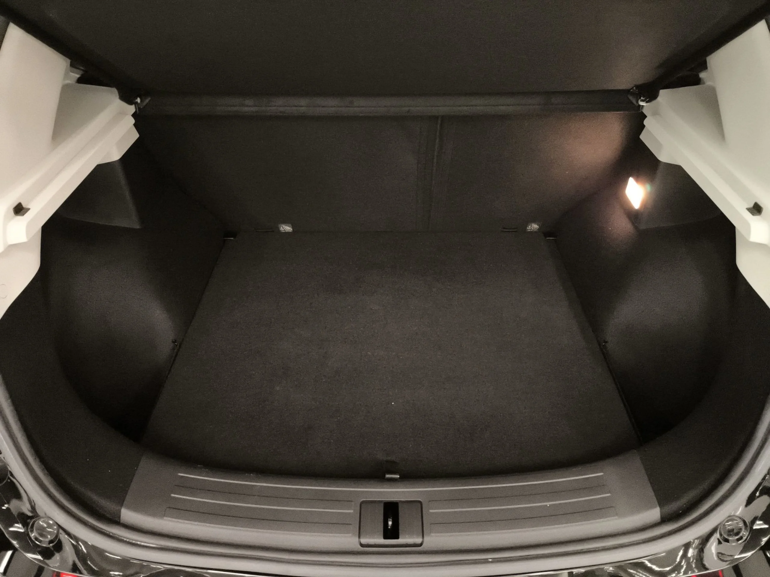 MG ZS 1.0T Luxury 82 kW (111 CV) - Foto 21