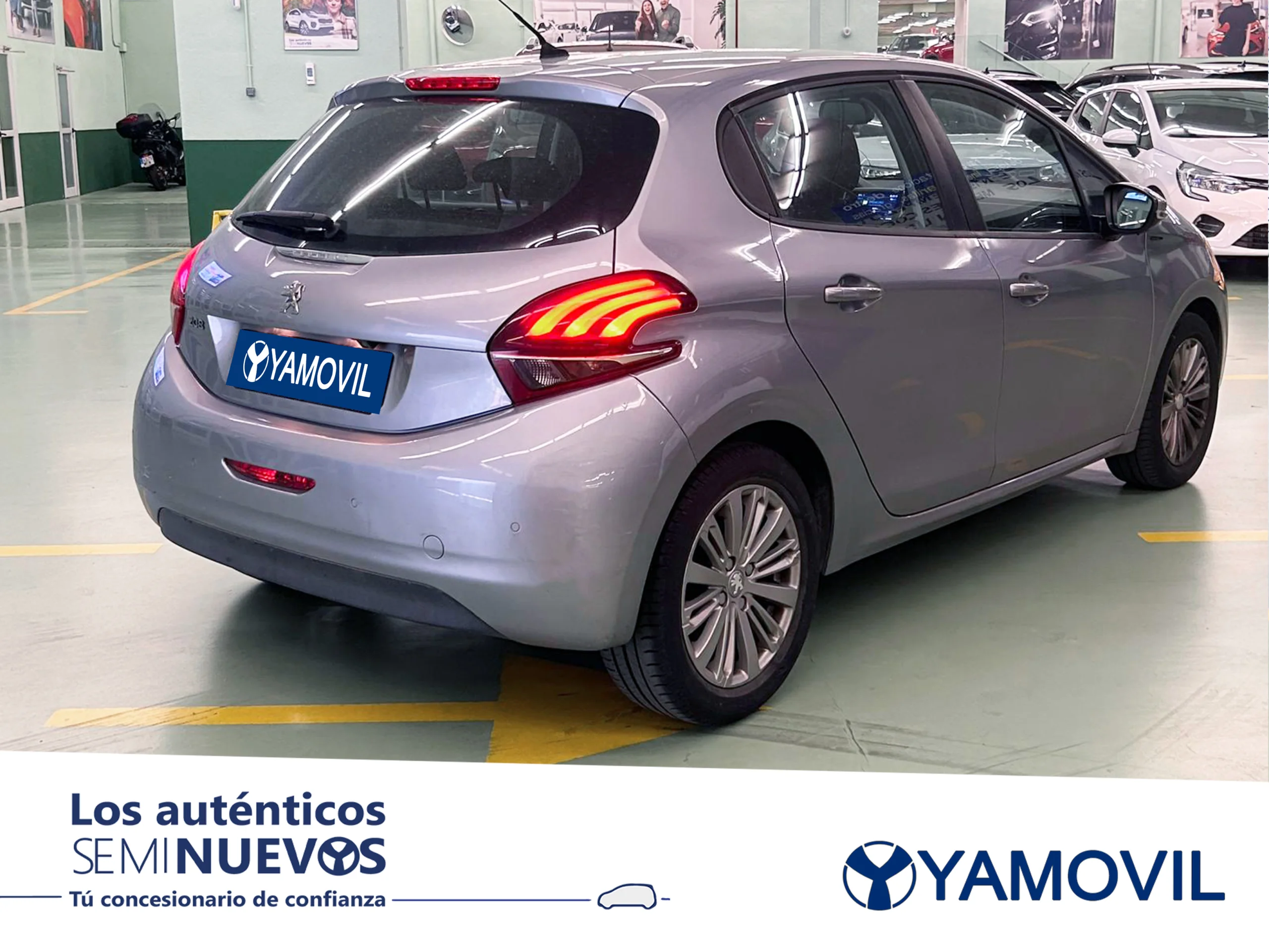 Peugeot 208 PureTech Signature 60 kW (82 CV) - Foto 2