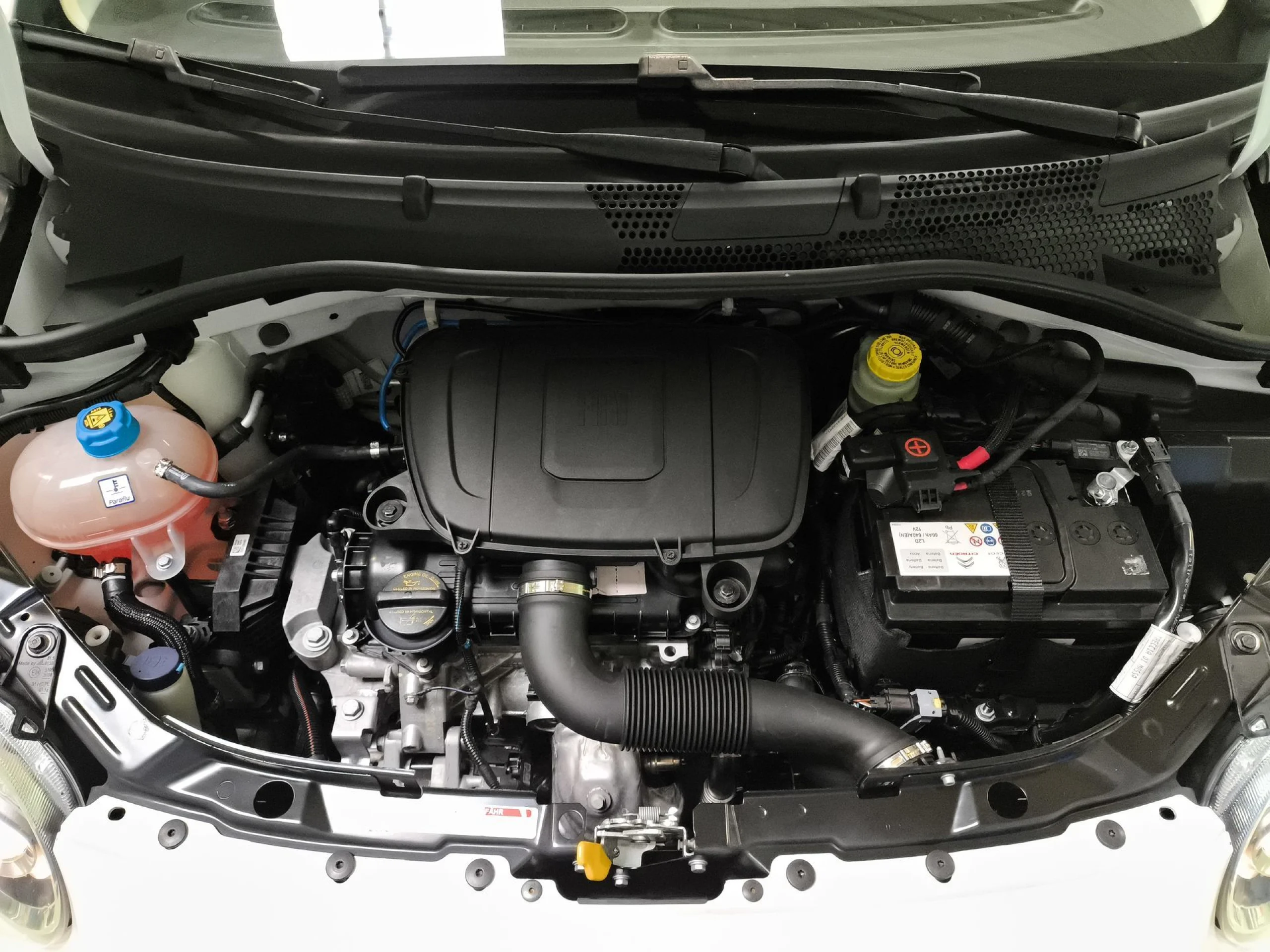 Fiat 500 1.0 6v GSE Lounge 51 kW (70 CV) - Foto 24