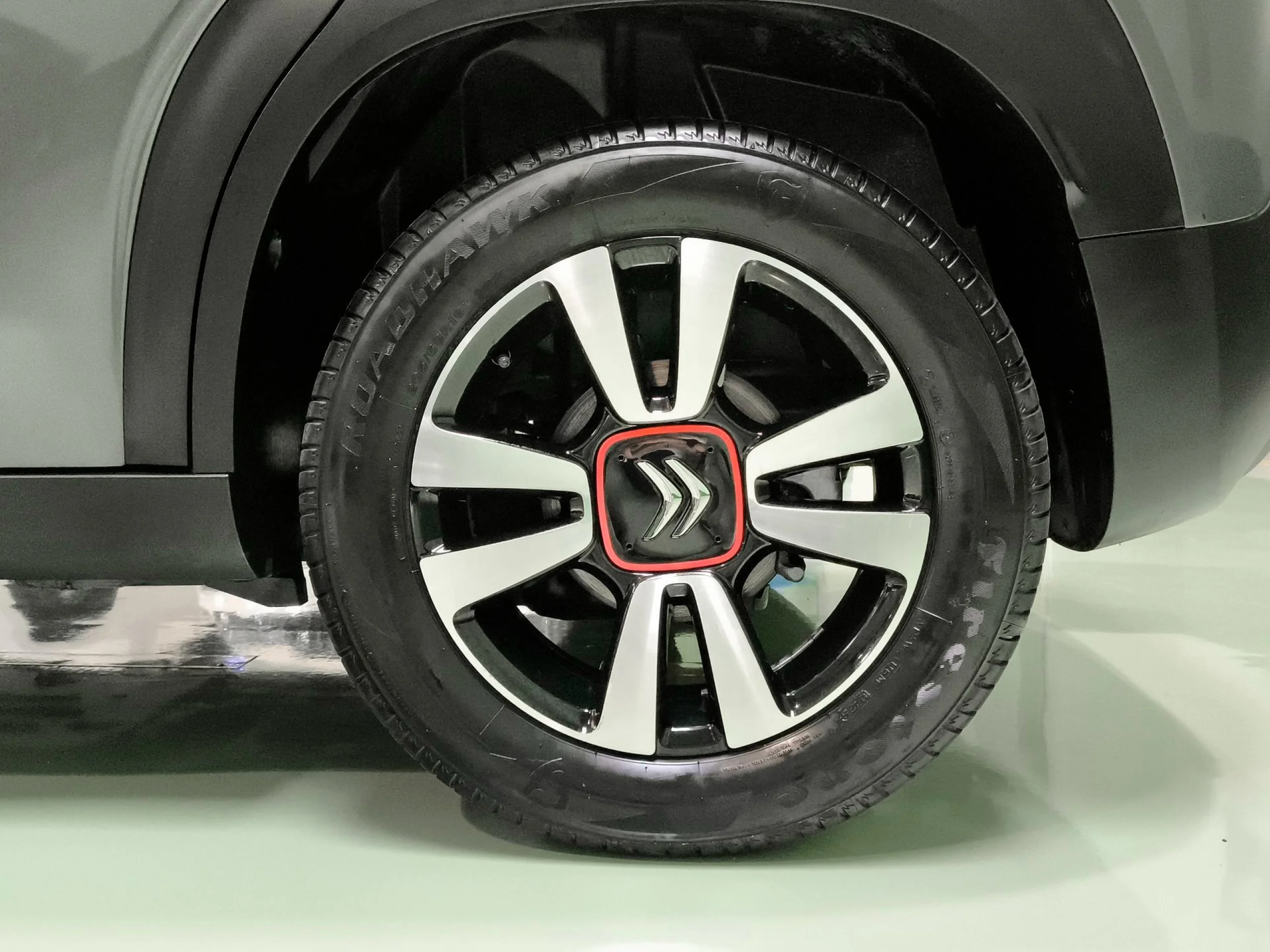 Citroen C3 Aircross PureTech 110 SANDS Feel 81 kW (110 CV) - Foto 10