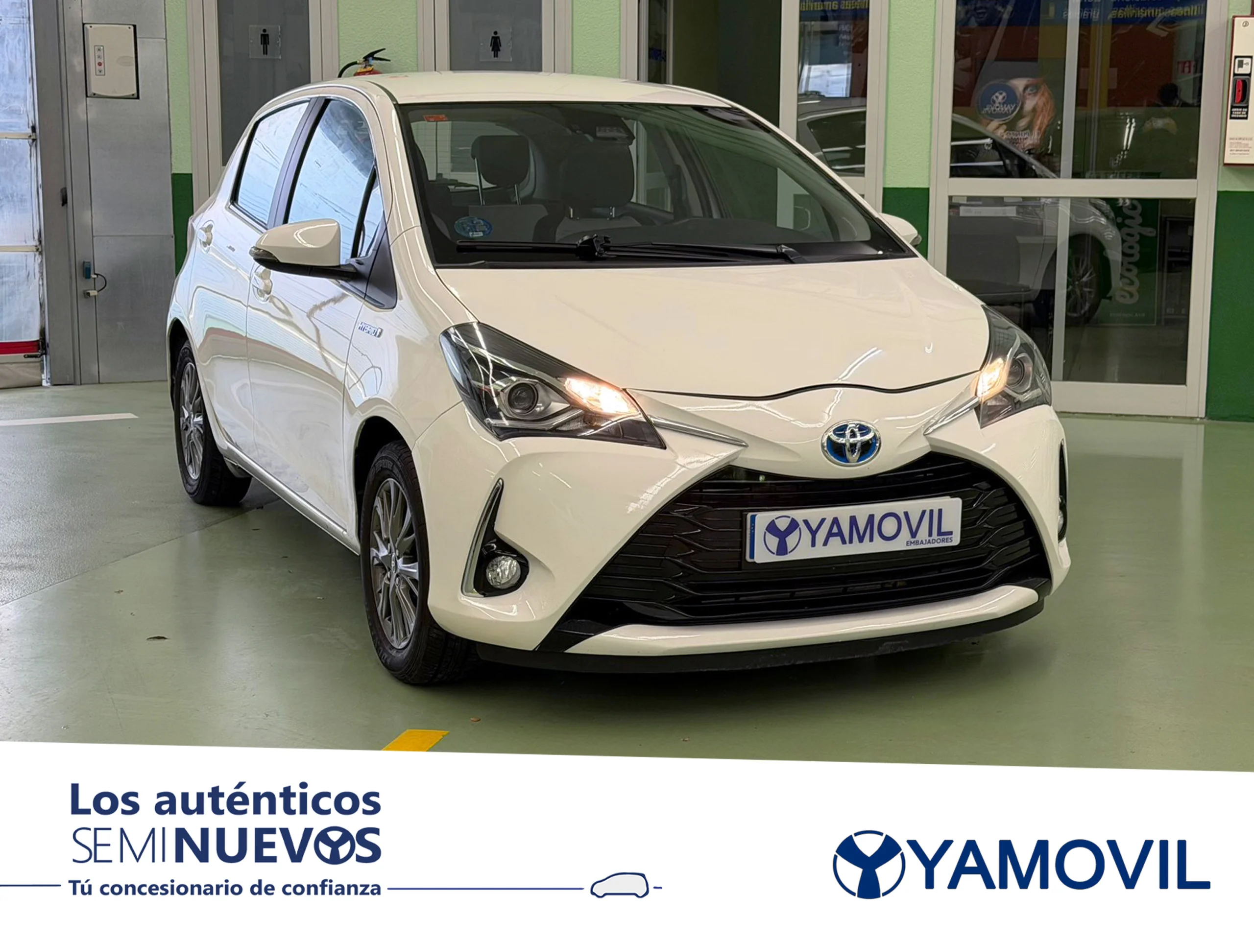 Toyota Yaris 1.5 100H Active 74 kW (100 CV) - Foto 3