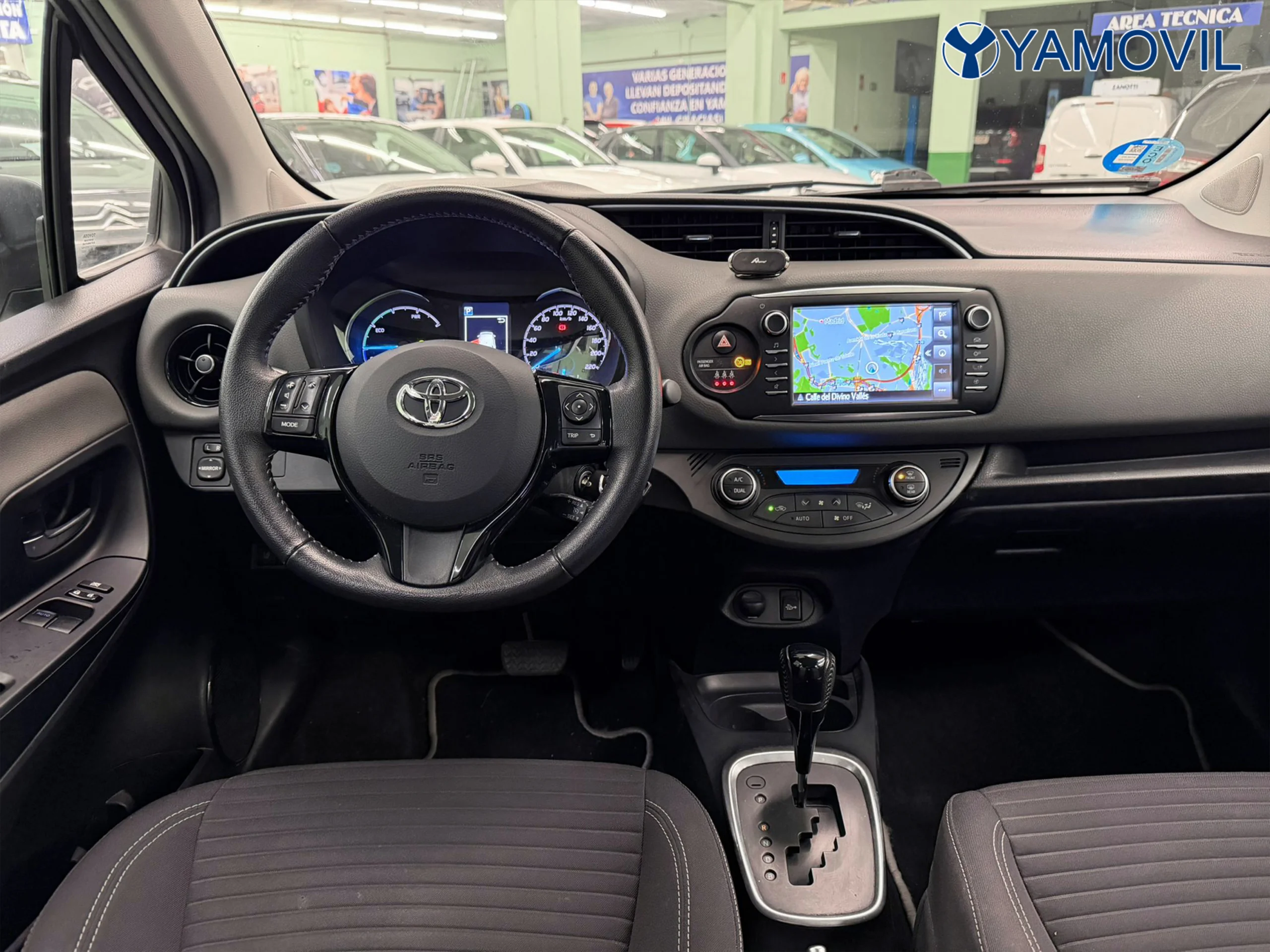 Toyota Yaris 1.5 100H Active 74 kW (100 CV) - Foto 5