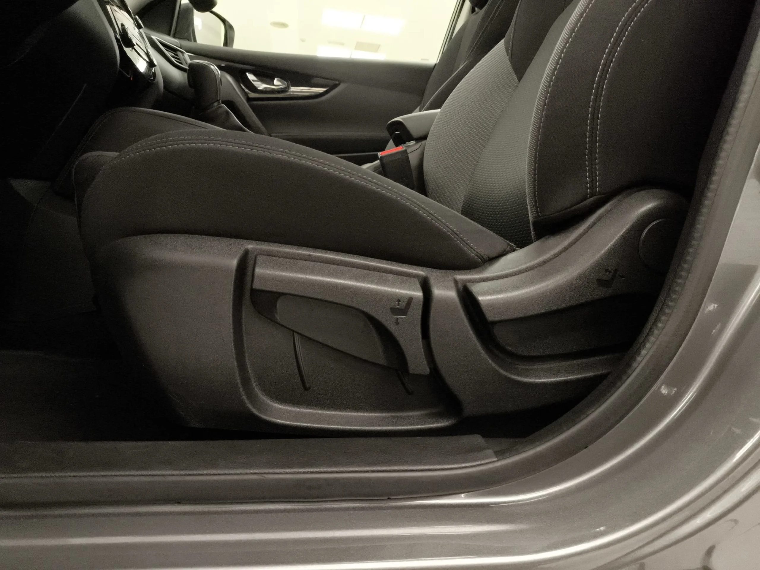 Nissan Qashqai DIG-T 160 N-Connecta 4x2 DCT 117 kW (160 CV) - Foto 9