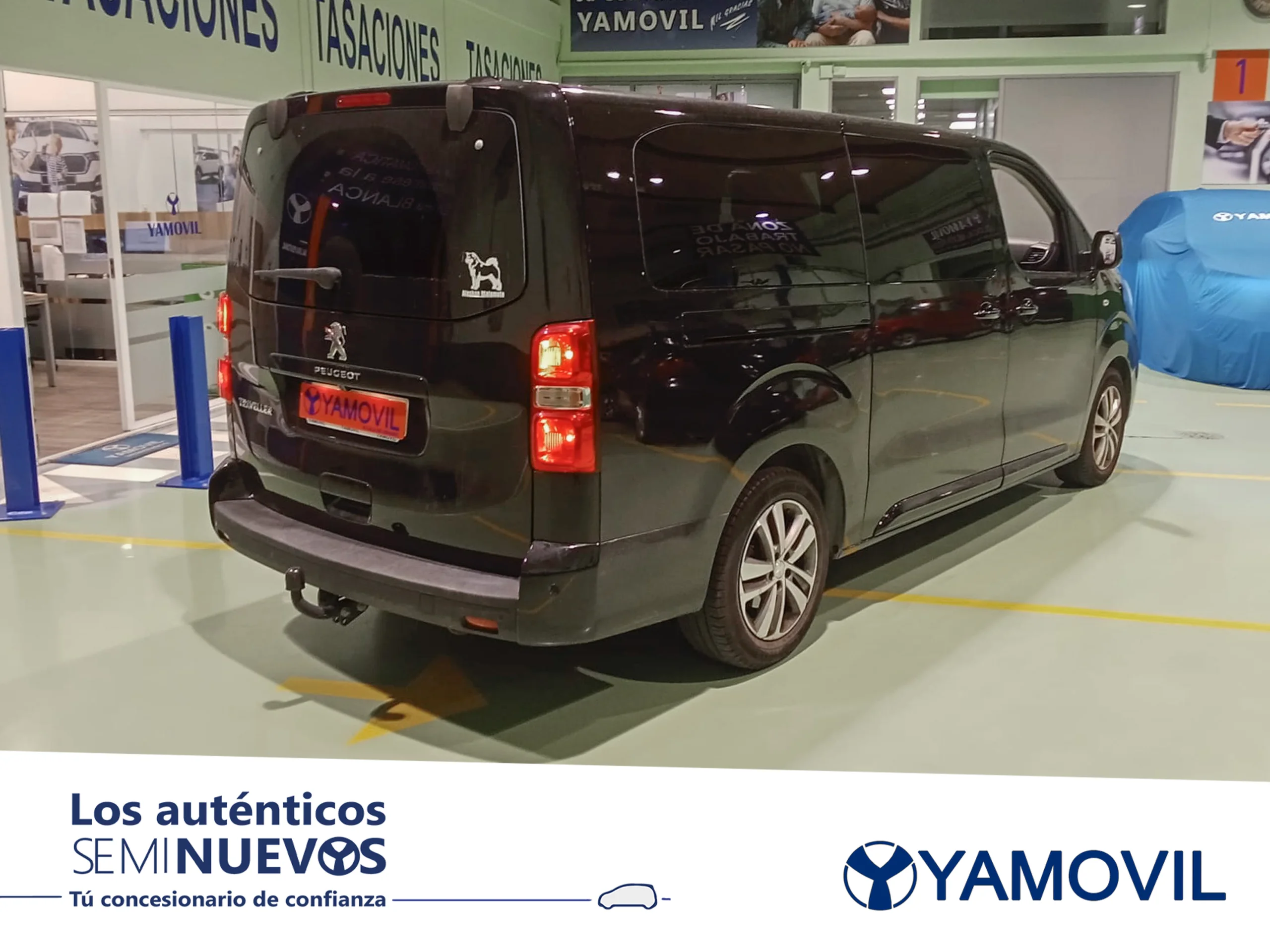 Peugeot Traveller BlueHDi 180 Business VIP Long EAT8 132 kW (180 CV) - Foto 2