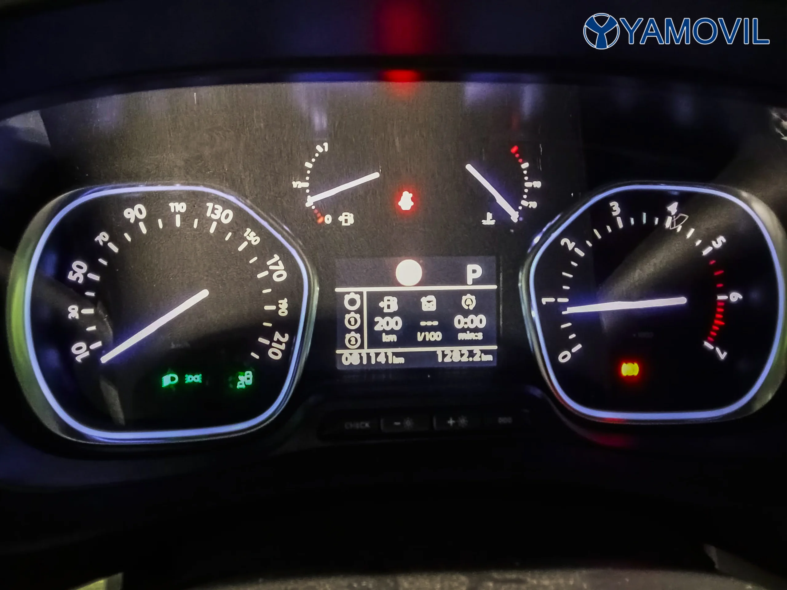 Peugeot Traveller BlueHDi 180 Business VIP Long EAT8 132 kW (180 CV) - Foto 6