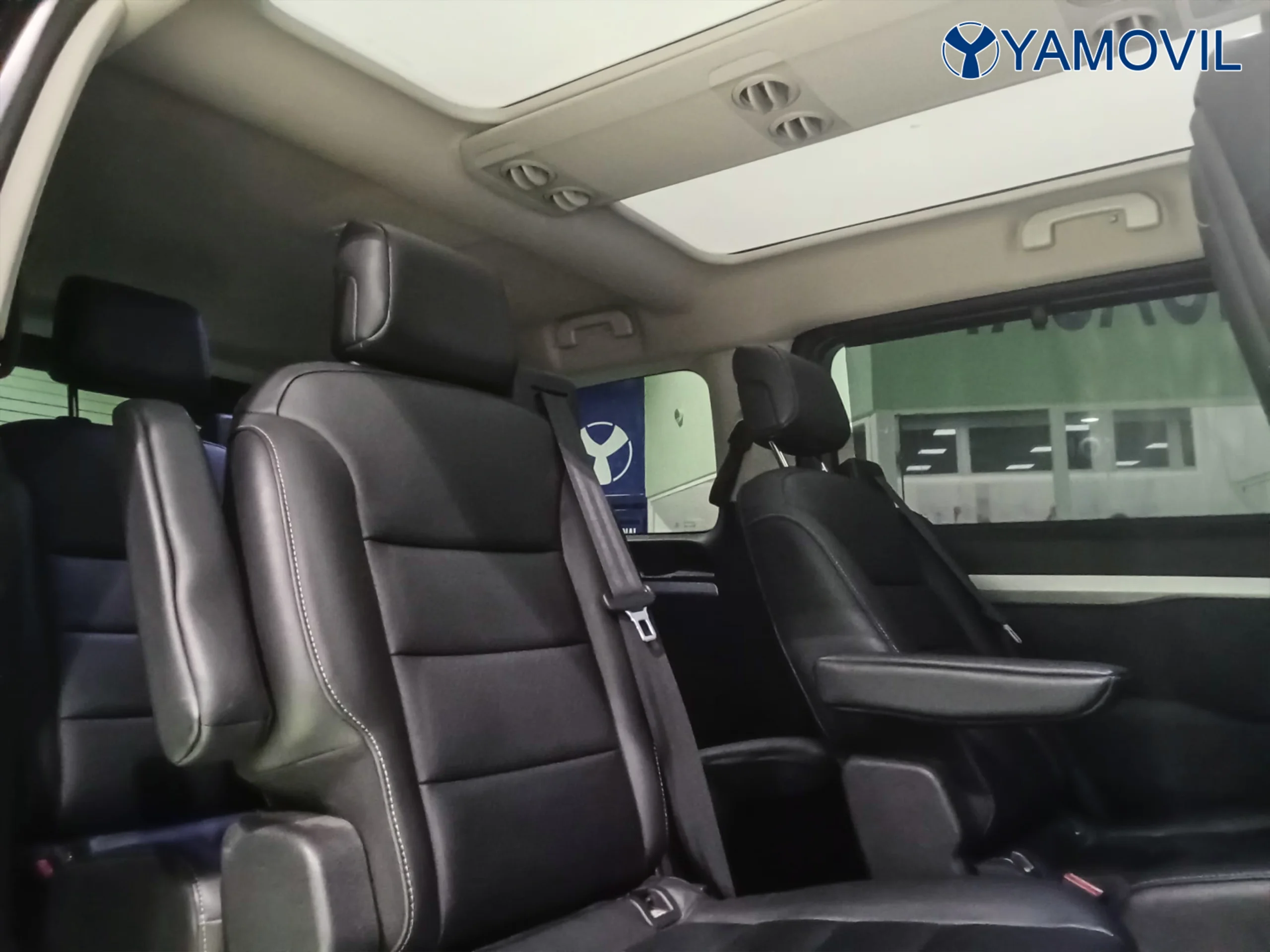 Peugeot Traveller BlueHDi 180 Business VIP Long EAT8 132 kW (180 CV) - Foto 7