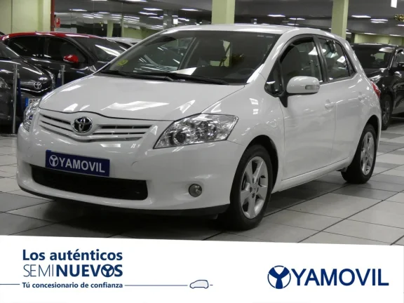 Toyota Auris 1.4 D-4D DPF Active 66 kW (90 CV)