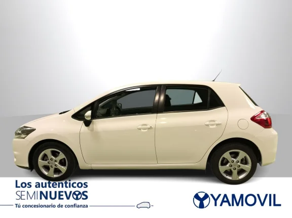 Toyota Auris 1.4 D-4D DPF Active 66 kW (90 CV)