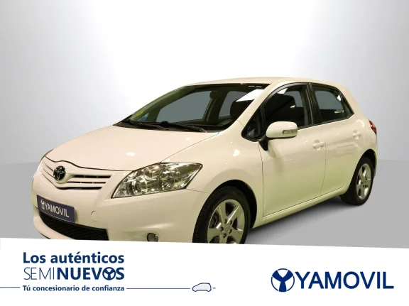 Toyota Auris 1.4 D-4D DPF Active 66 kW (90 CV)