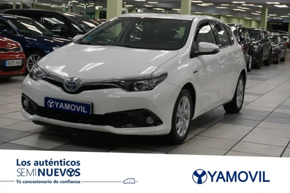 Toyota Auris 1.8 Hybrid Active 100 kW (136 CV)