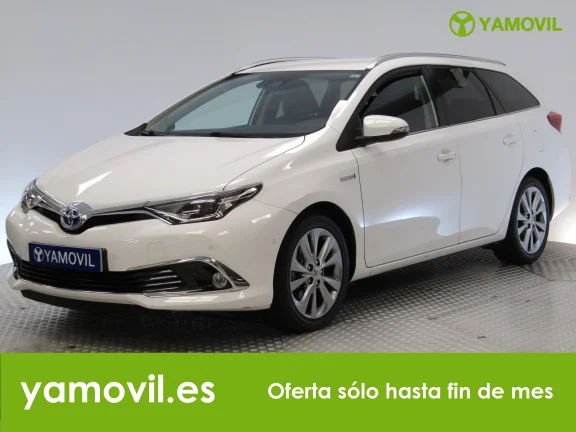 Toyota Auris touring sports advance