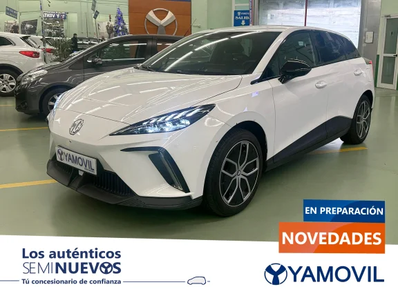 MG MG4 64kWh Luxury 150 kW (204 CV)