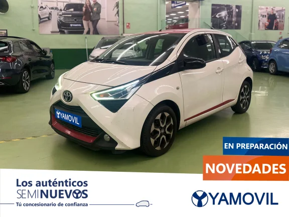 Toyota Aygo 1.0 70 x-play 51 kW (69 CV)