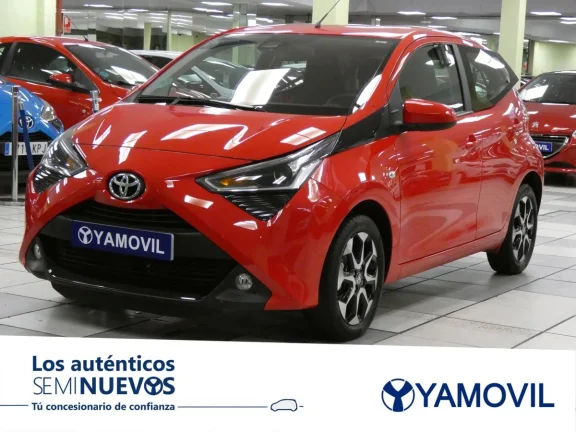 Toyota Aygo 1.0 70 x-play 53 kW (72 CV)