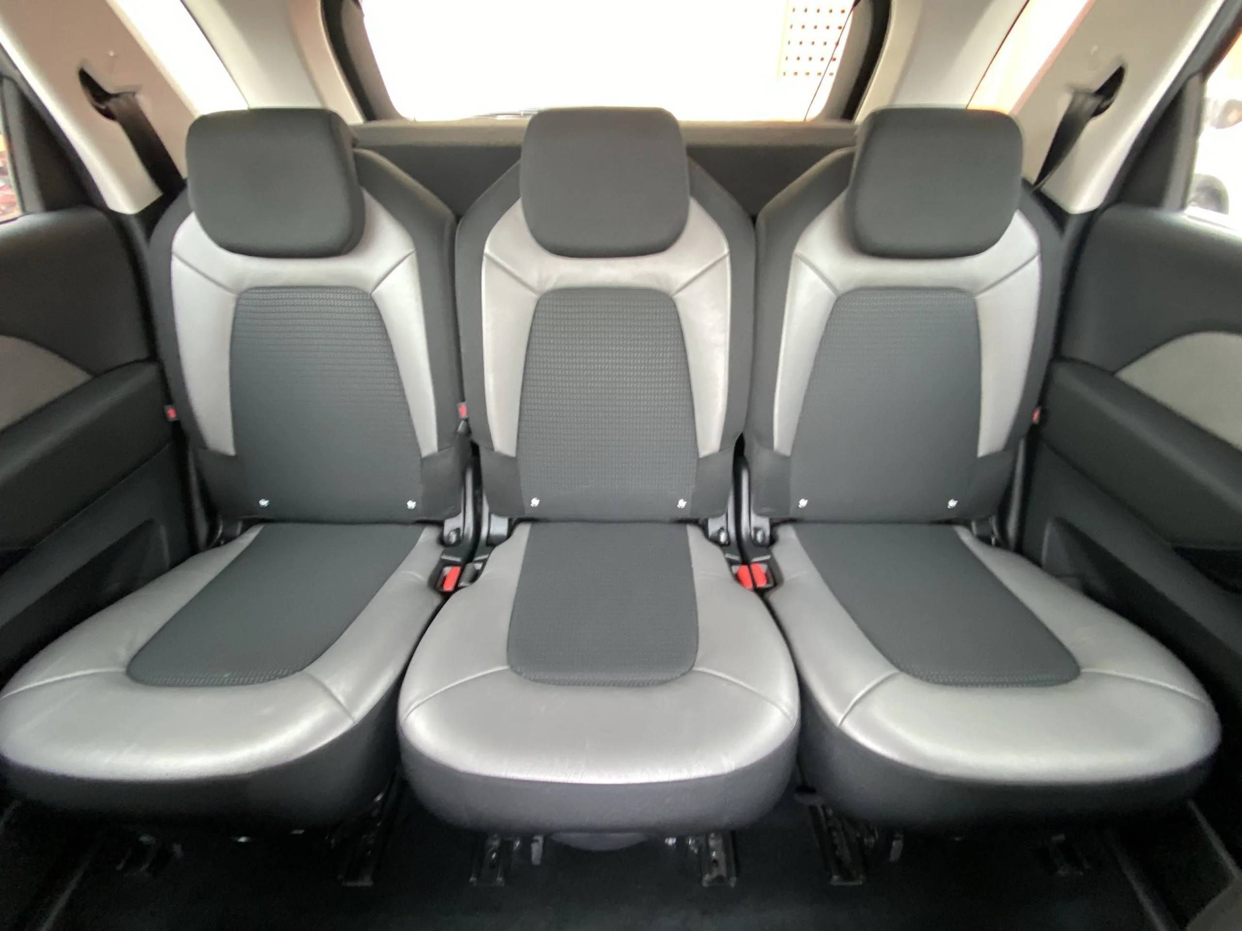 Citroen C4 Picasso PureTech 130 SANDS 6v Shine 96 kW (130 CV) - Foto 19