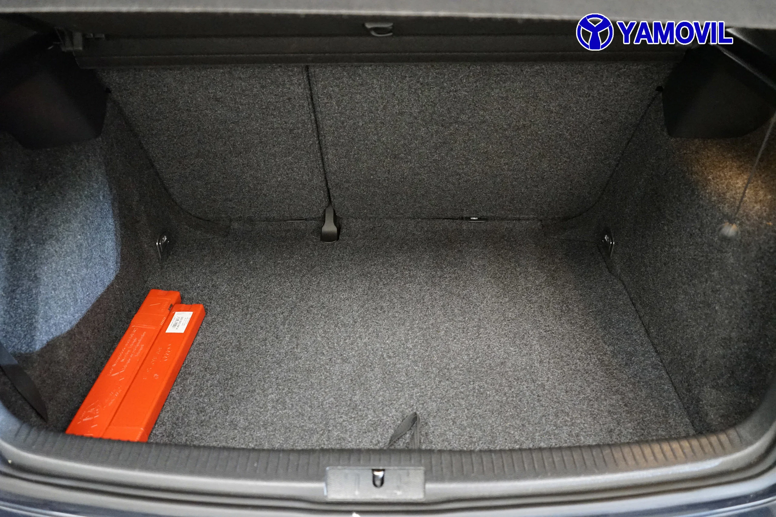 Volkswagen Golf Advance 2.0 TDI CR 81 kW (110 CV) - Foto 7