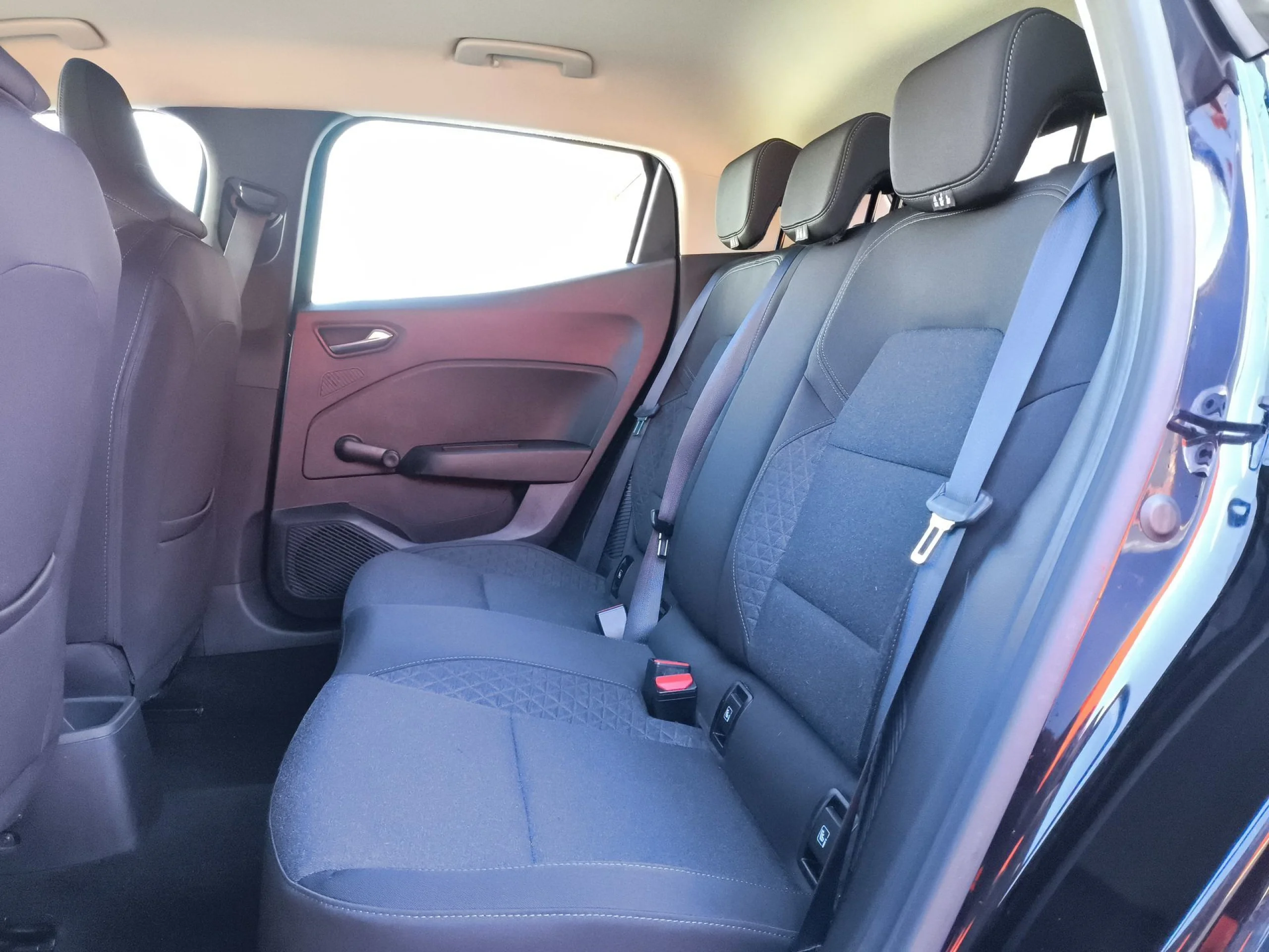 Renault Clio Zen E-Tech Híbrido 103 kW (140 CV) - Foto 17