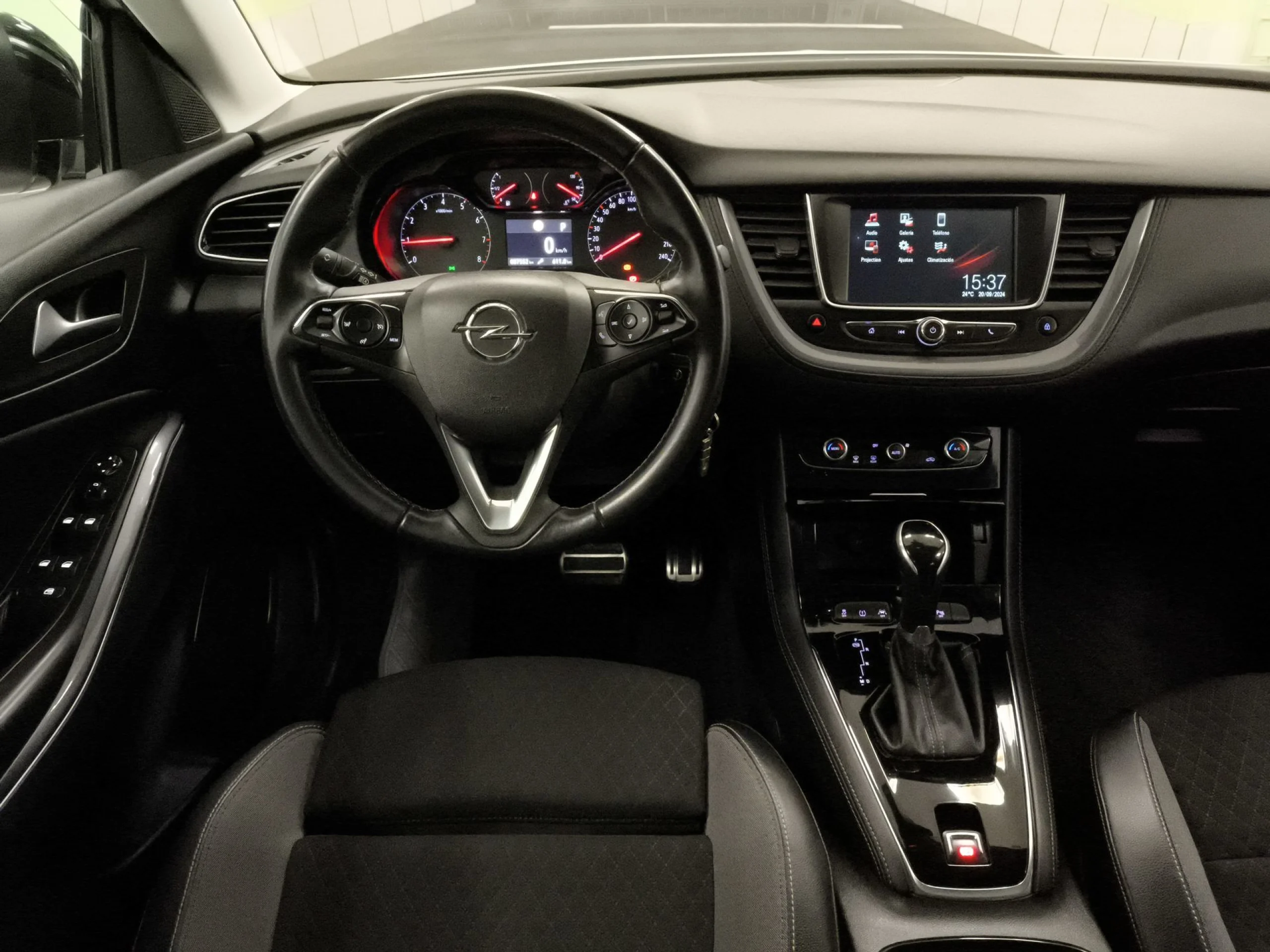 Opel Grandland X 1.2 Turbo 120 Aniversario Auto 96 kW (130 CV) - Foto 17