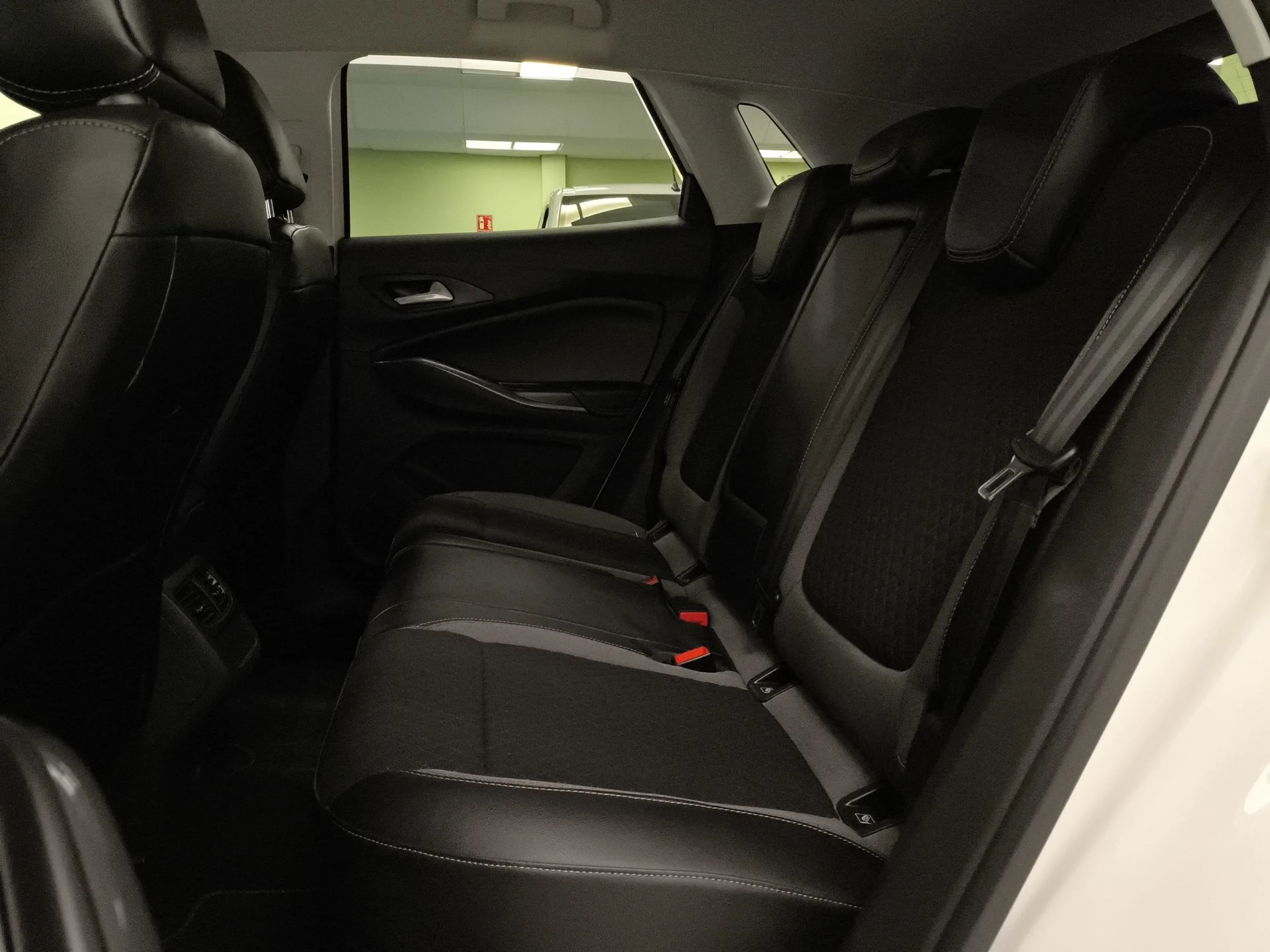 Opel Grandland X 1.2 Turbo 120 Aniversario Auto 96 kW (130 CV) - Foto 18