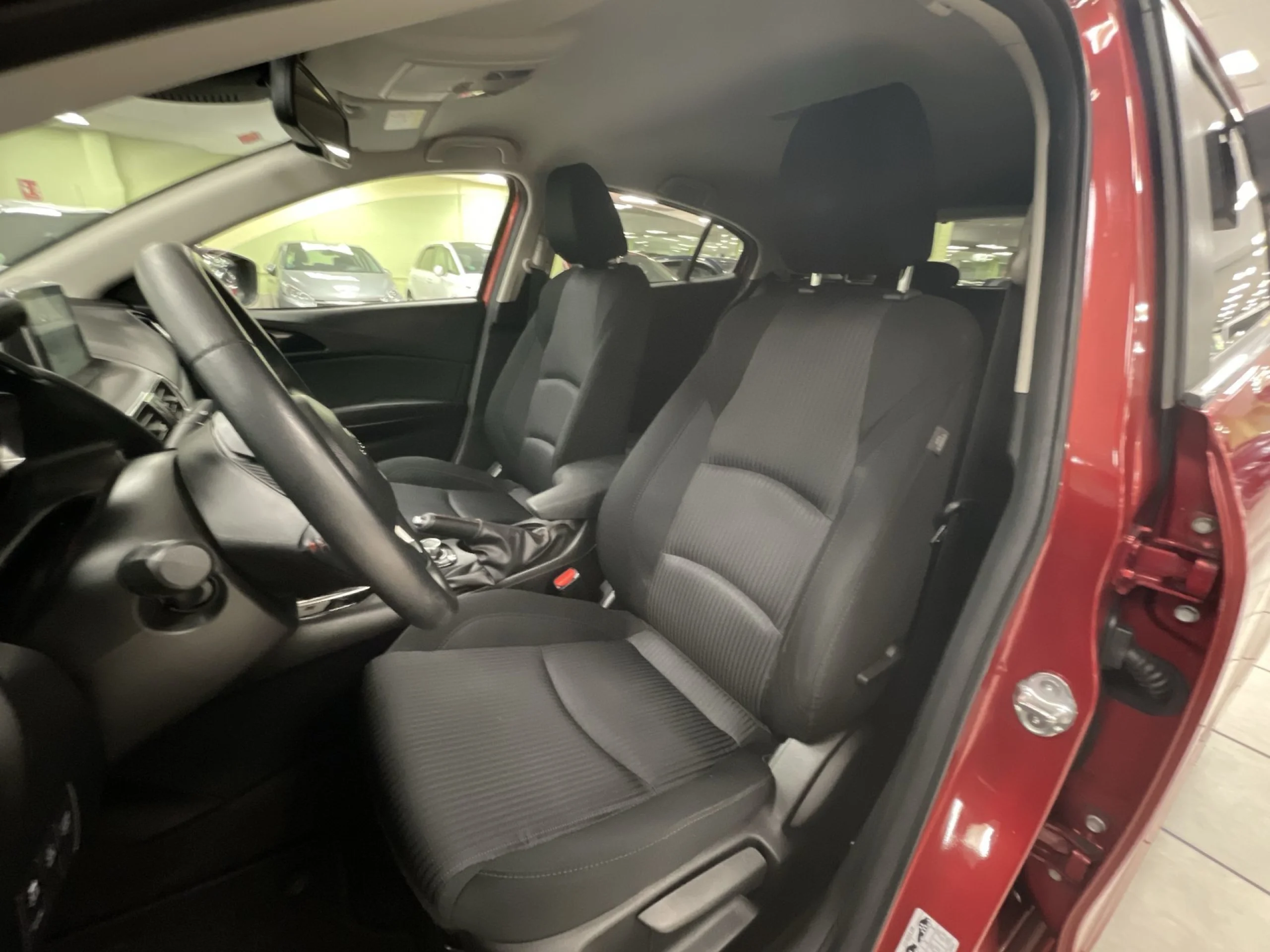 Mazda Mazda 3 2.0 GE Luxury MT 88 kW (120 CV) - Foto 8