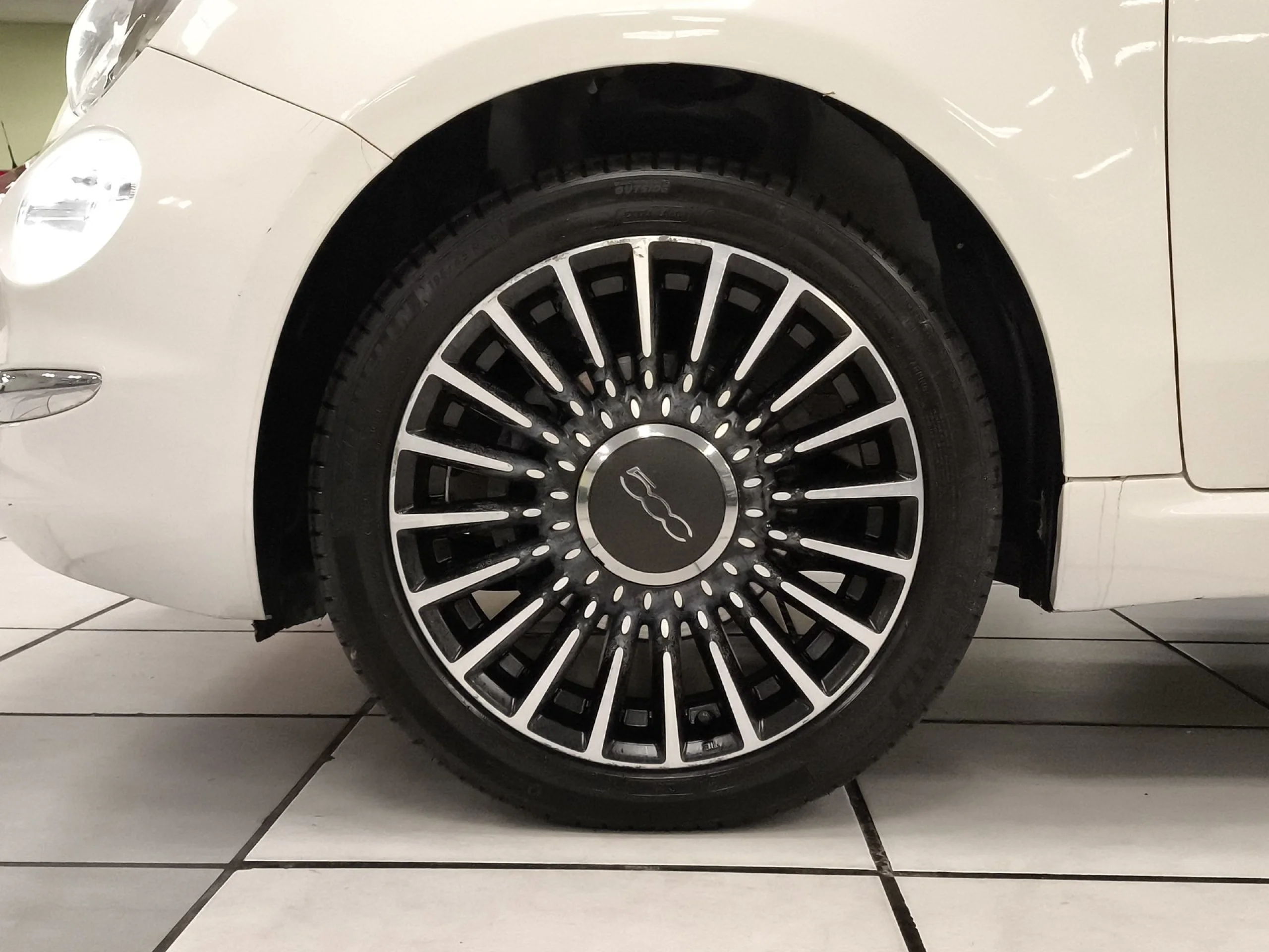 Fiat 500 1.2 8v Lounge 51 kW (69 CV) - Foto 7