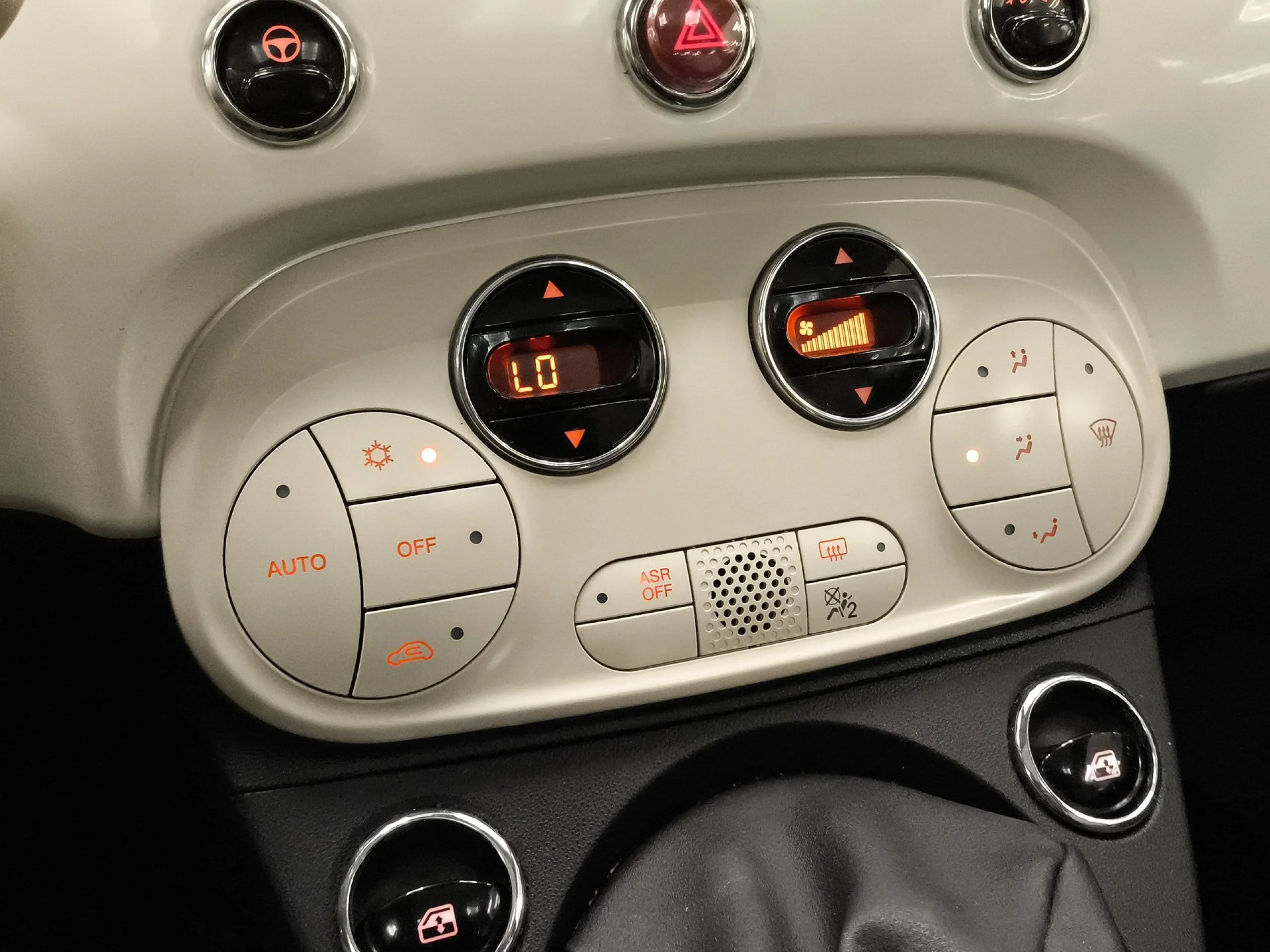 Fiat 500 1.2 8v Lounge 51 kW (69 CV) - Foto 14