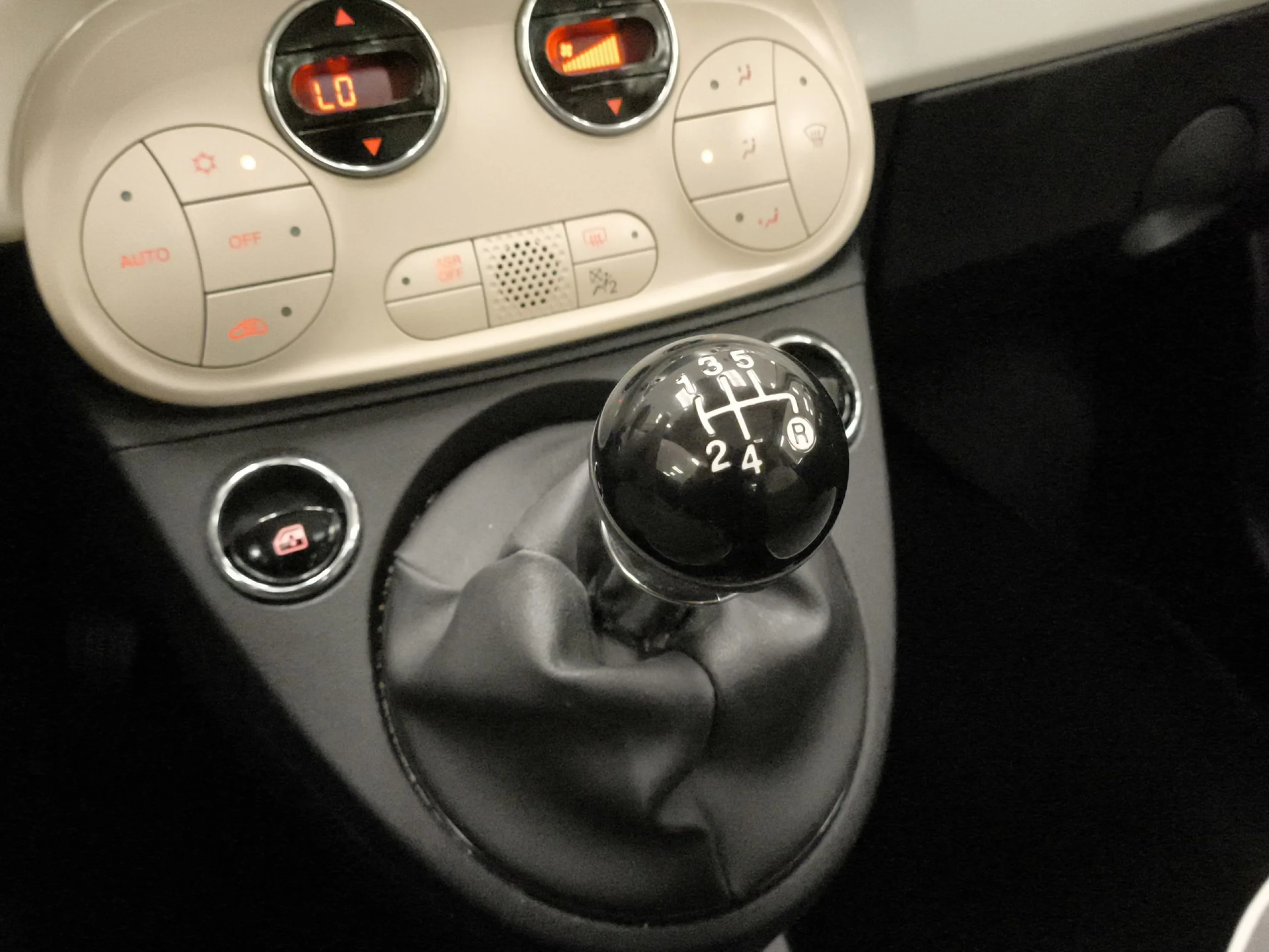 Fiat 500 1.2 8v Lounge 51 kW (69 CV) - Foto 15