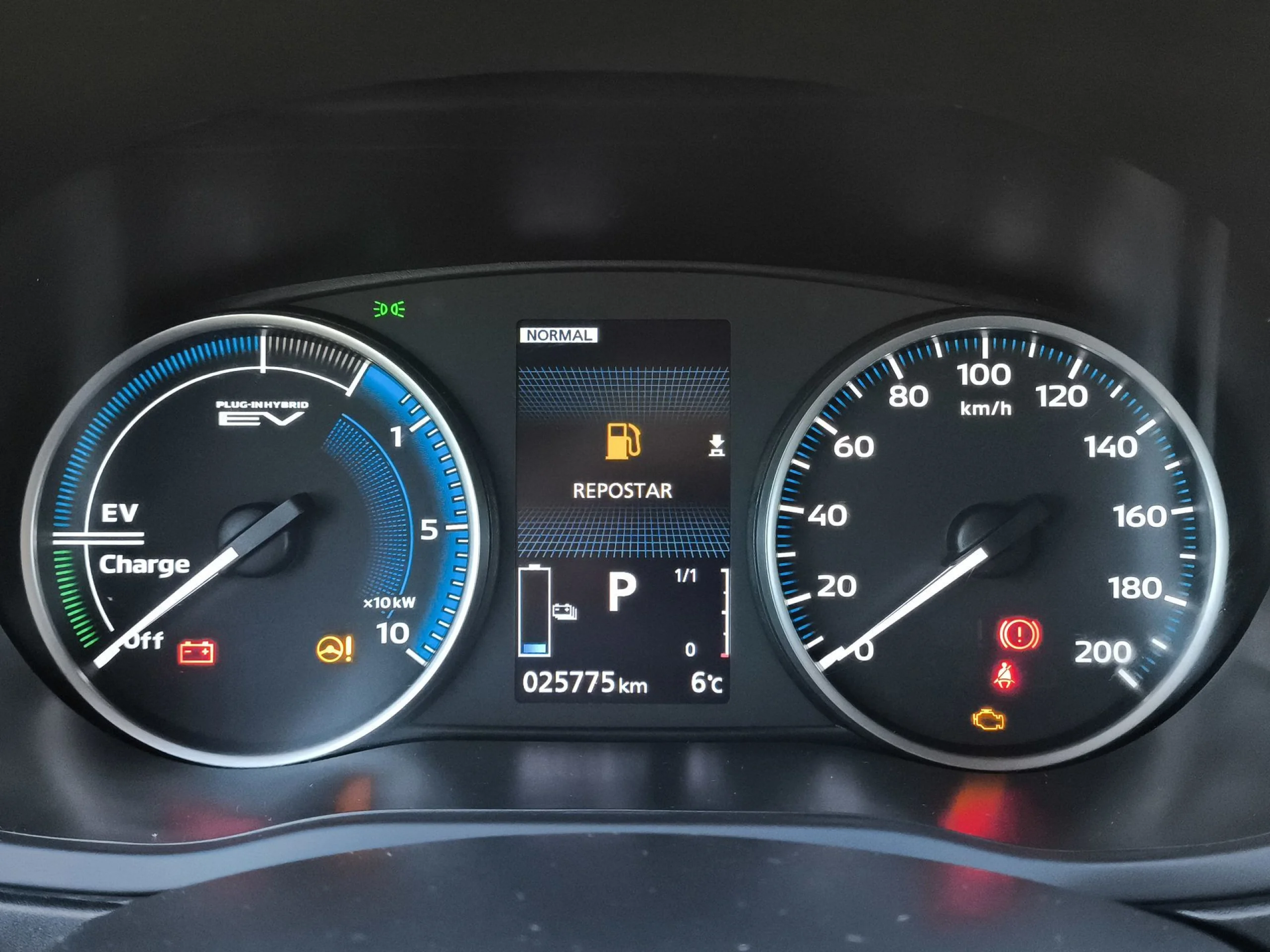 Mitsubishi Eclipse Cross 2.4 PHEV Motion 4WD Auto 138 kW (188 CV) - Foto 12