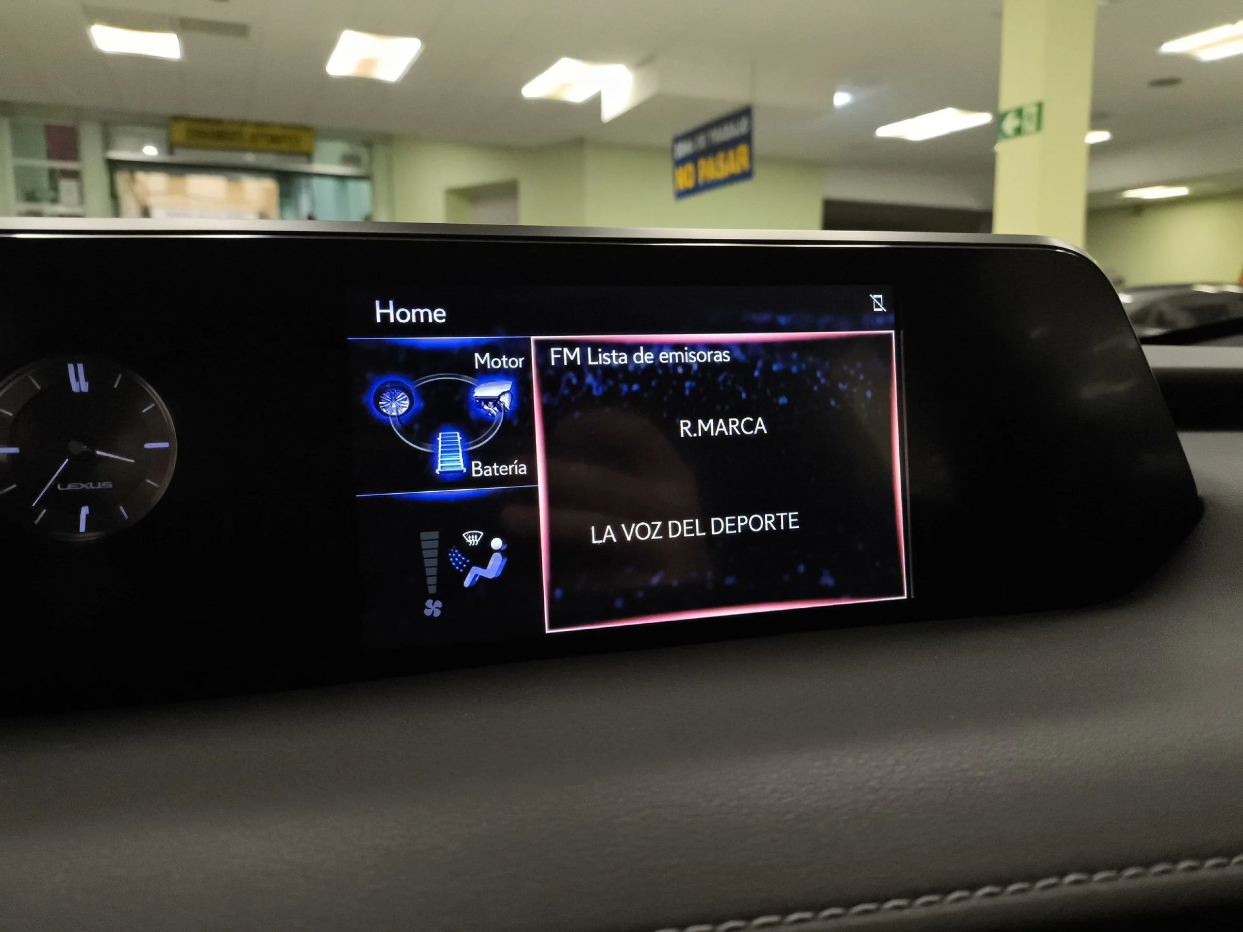 Lexus Ux 250h Executive 135 kW (184 CV) - Foto 14