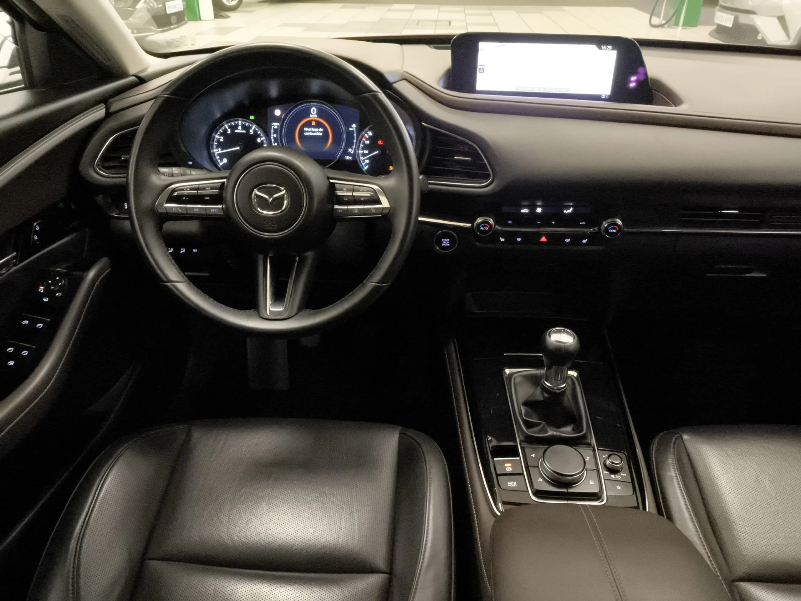 Mazda Cx-30 2.0 e-Skyactiv-X Zenith 137 kW (186 CV) - Foto 18