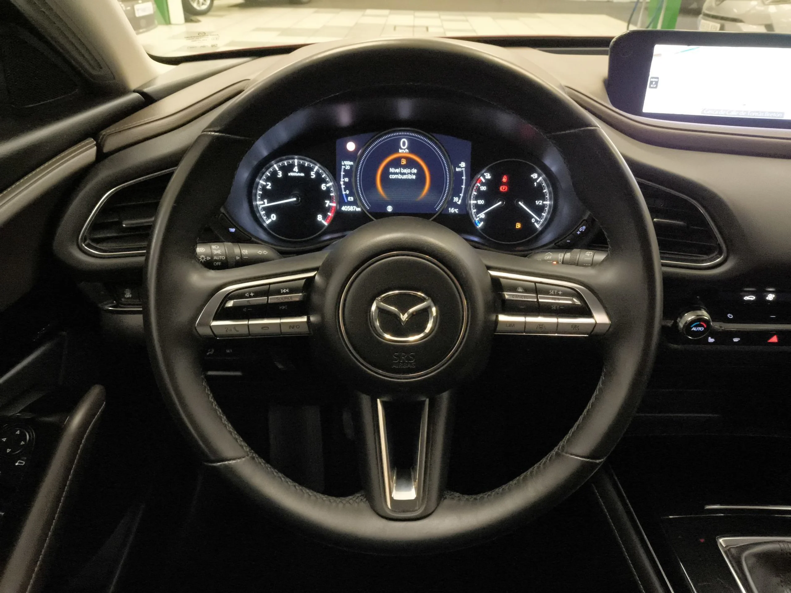 Mazda Cx-30 2.0 e-Skyactiv-X Zenith 137 kW (186 CV) - Foto 11