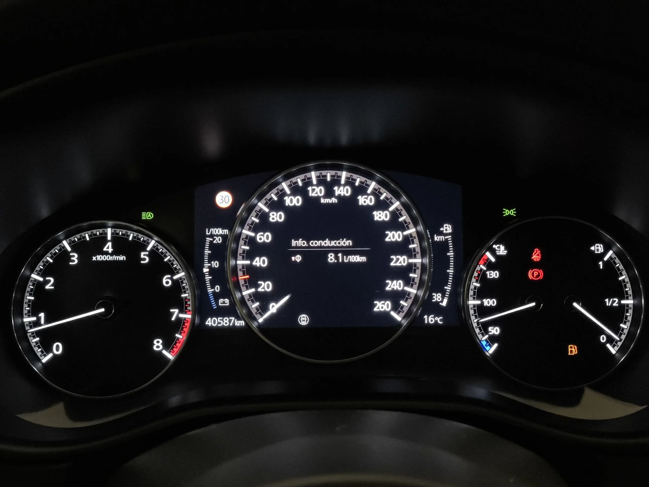 Mazda Cx-30 2.0 e-Skyactiv-X Zenith 137 kW (186 CV) - Foto 12