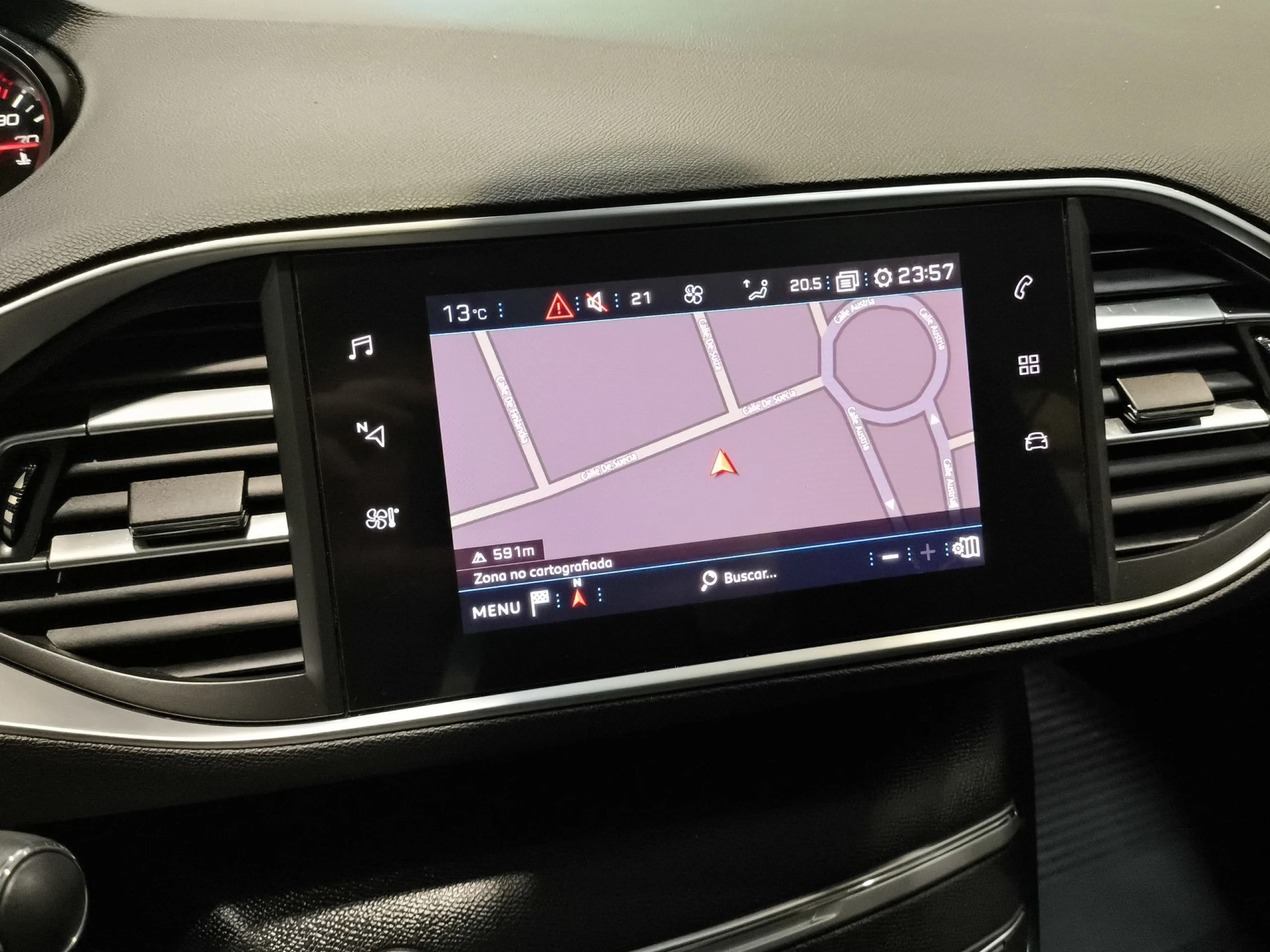 Peugeot 308 SW 1.2 PureTech SANDS Allure 96 kW (130 CV) - Foto 14