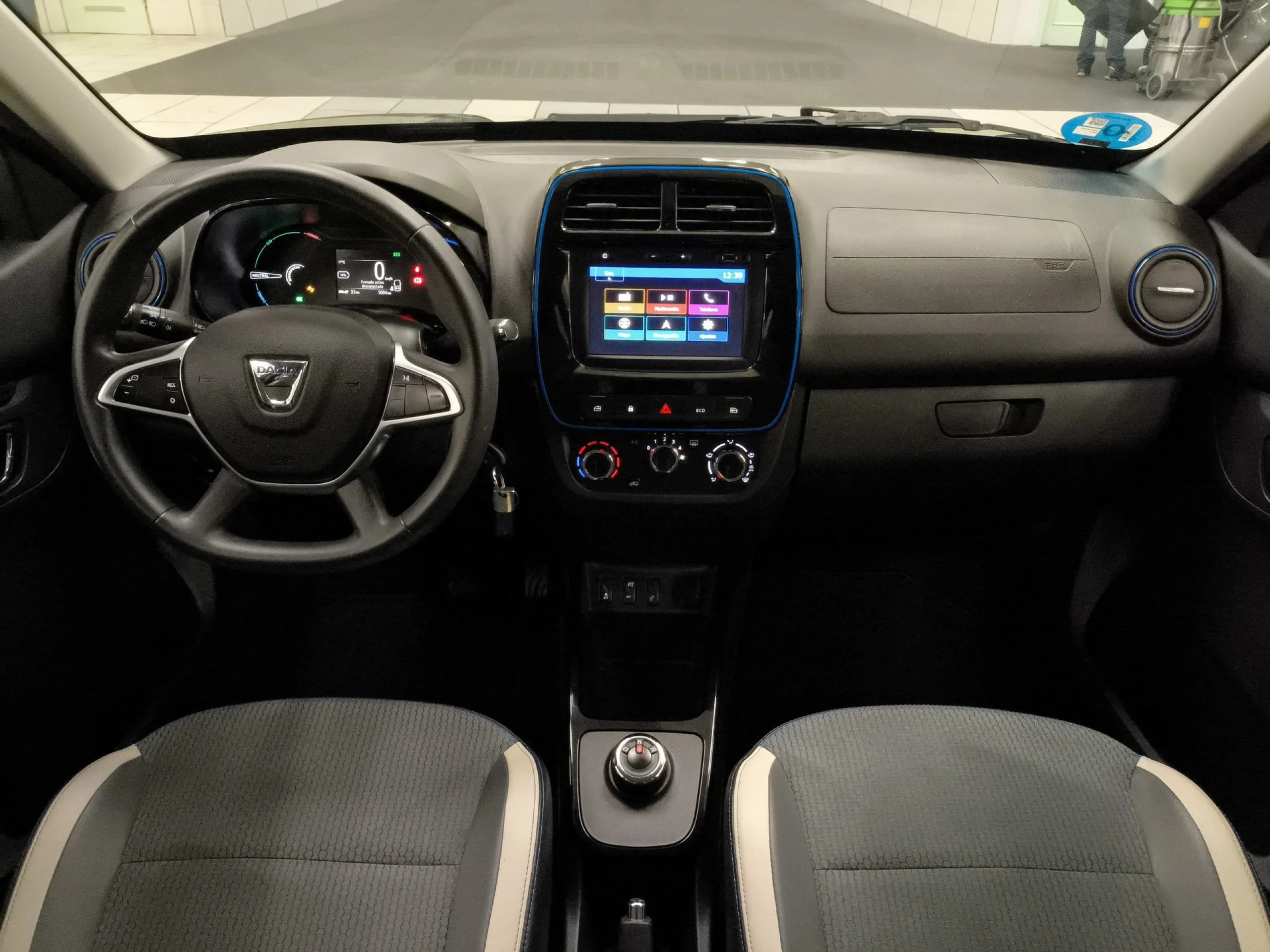 Dacia Spring Comfort Plus Electric 33 kW (45 CV) - Foto 11