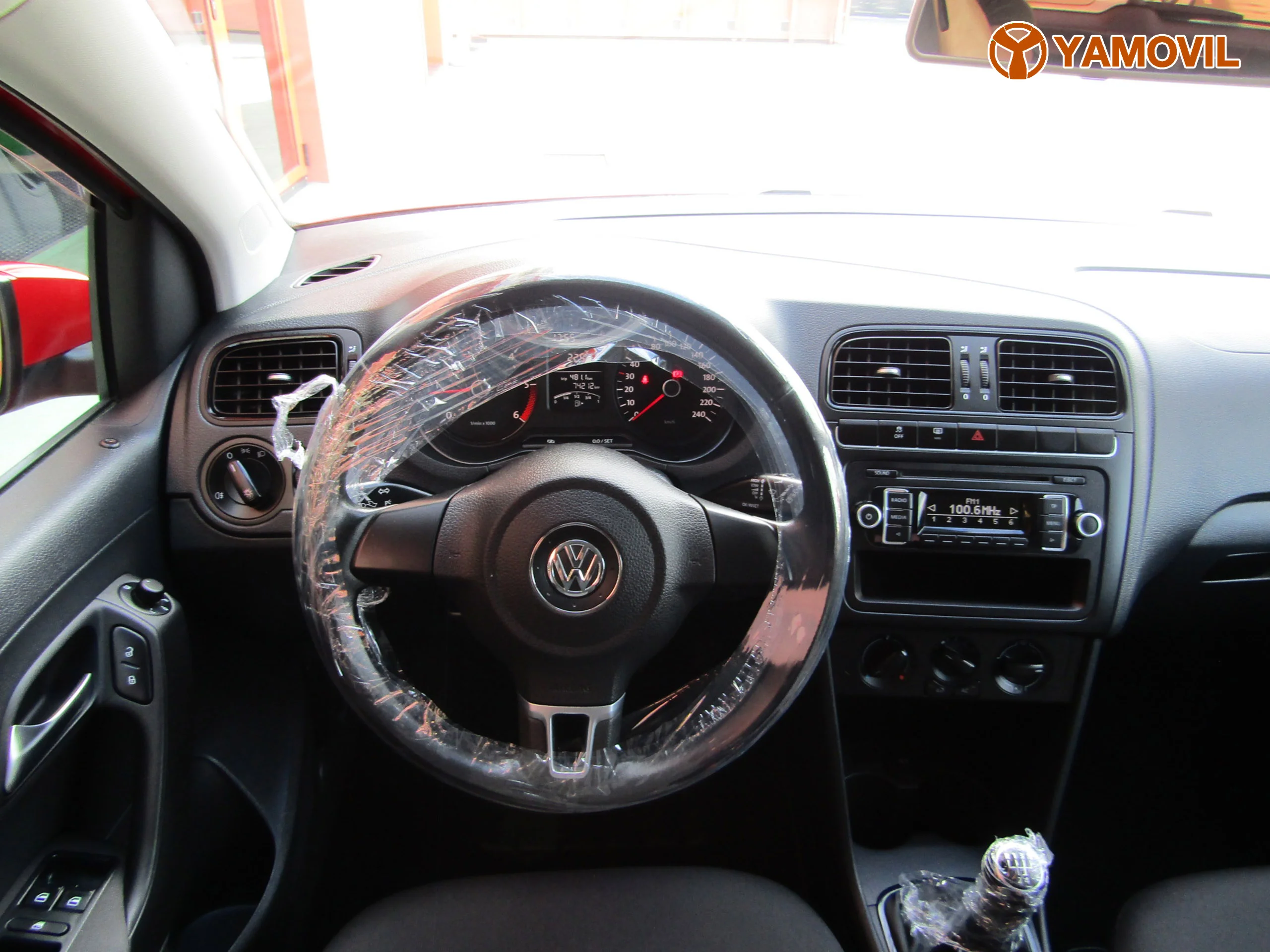 Volkswagen Polo 1.2TDI 75 ADVANCE  - Foto 12