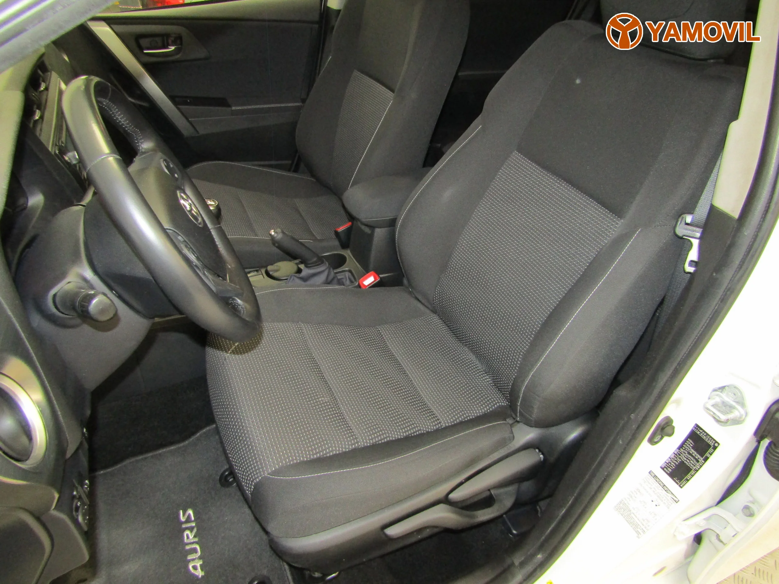 Toyota Auris 120D ACTIVE TOURING SPORTS  - Foto 13