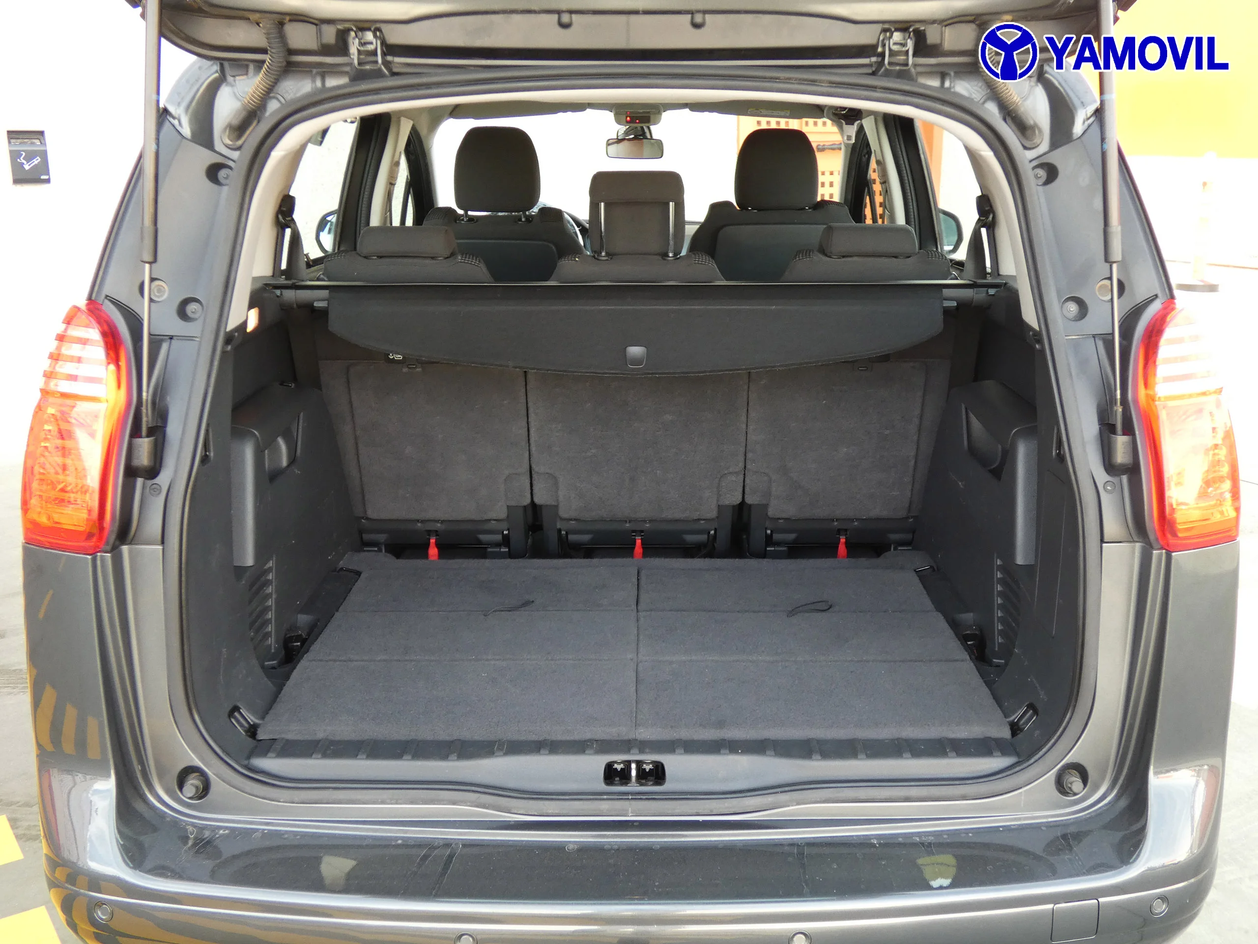 Peugeot 5008 1.6HDI ACTIVE - Foto 8