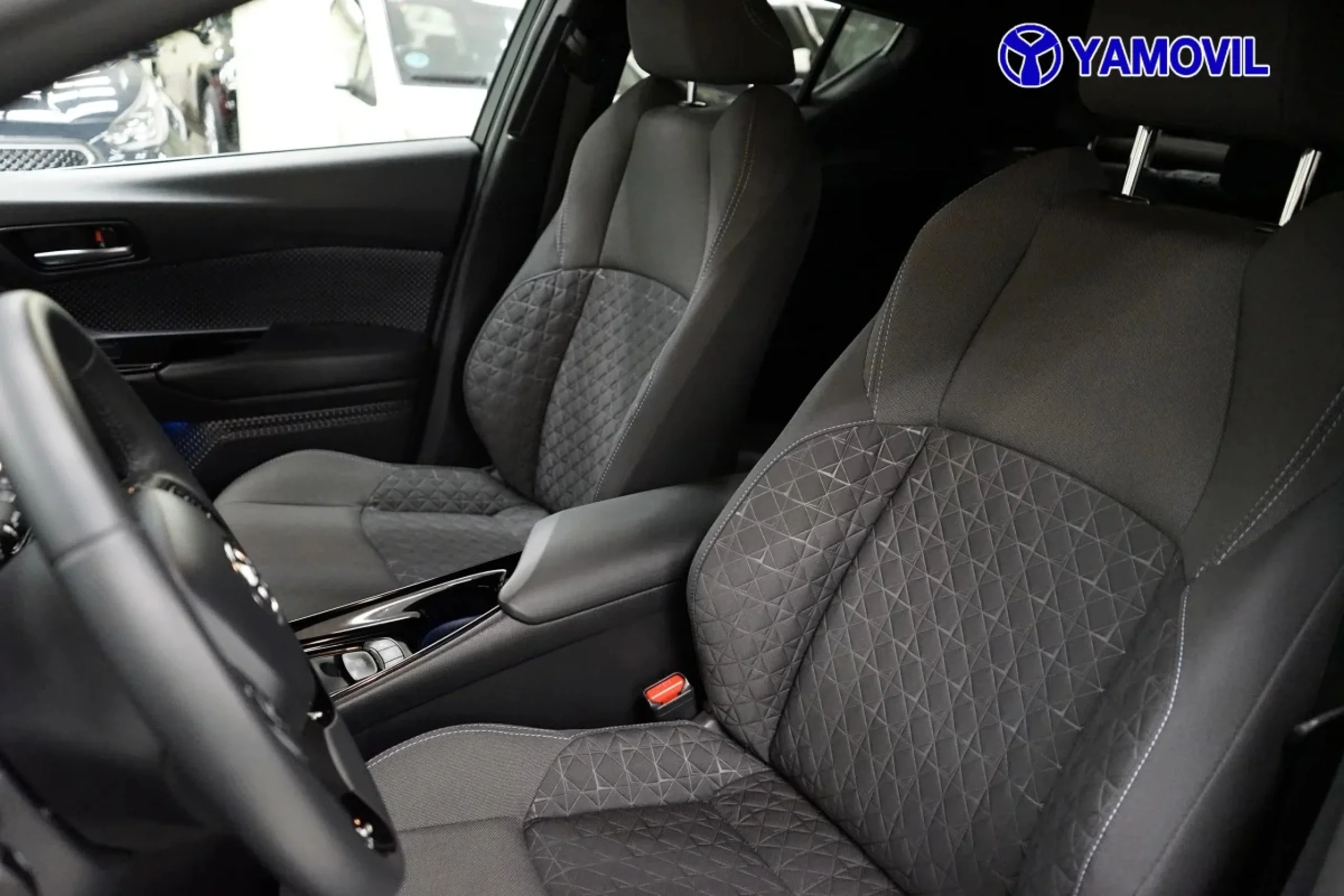 Toyota C-HR 180H Advance 135 kW (184 CV) - Foto 17