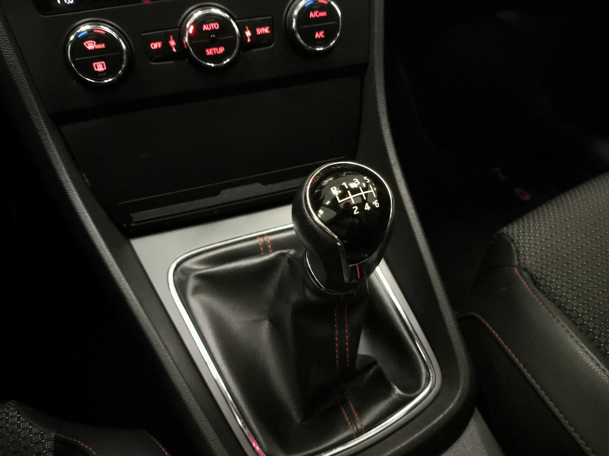 Seat León 1.4 TSI SANDS FR 90 kW (122 CV) - Foto 19