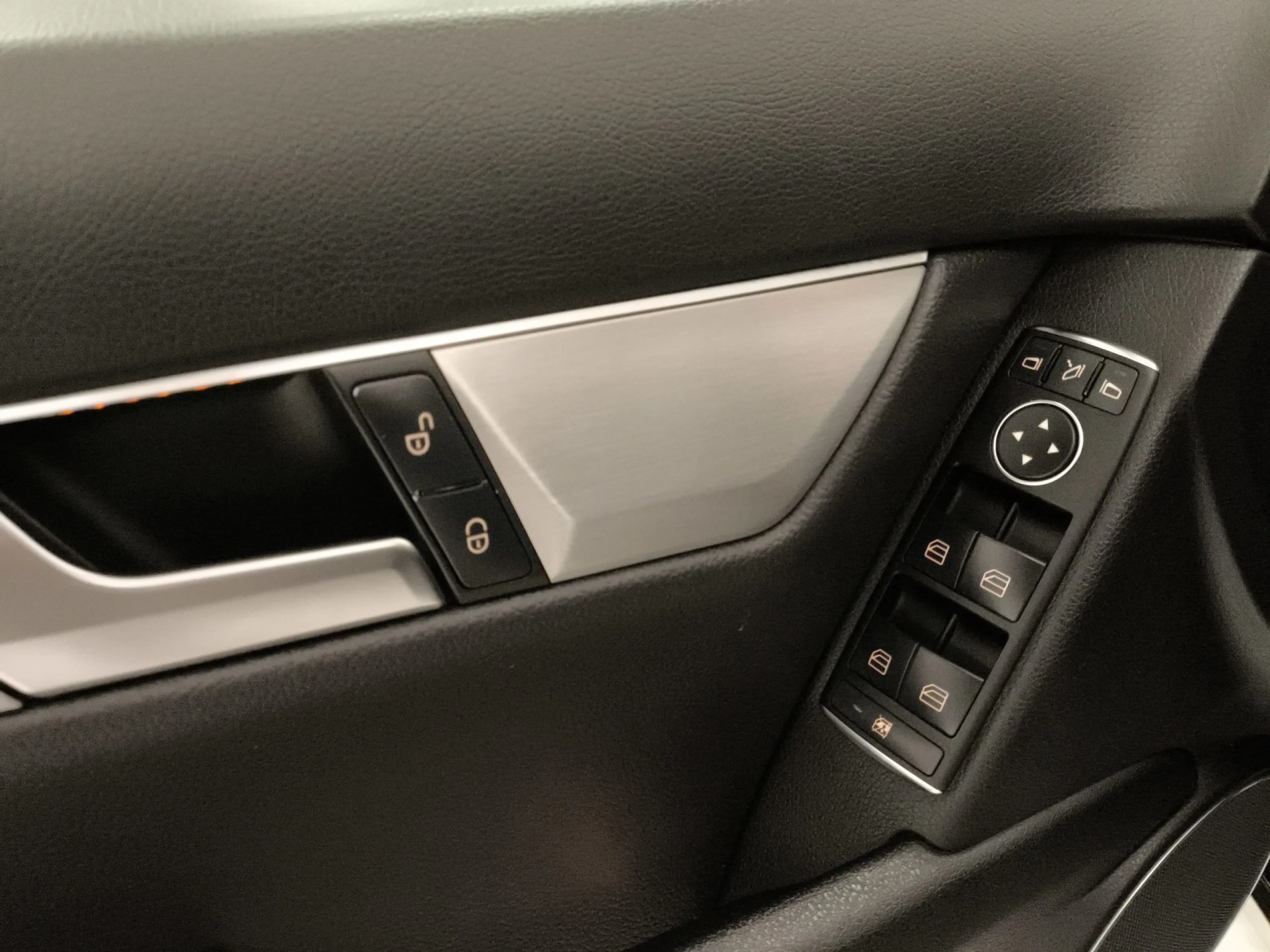 Mercedes-Benz Clase C C 220 CDI Avantgarde 125 kW (170 CV) - Foto 10
